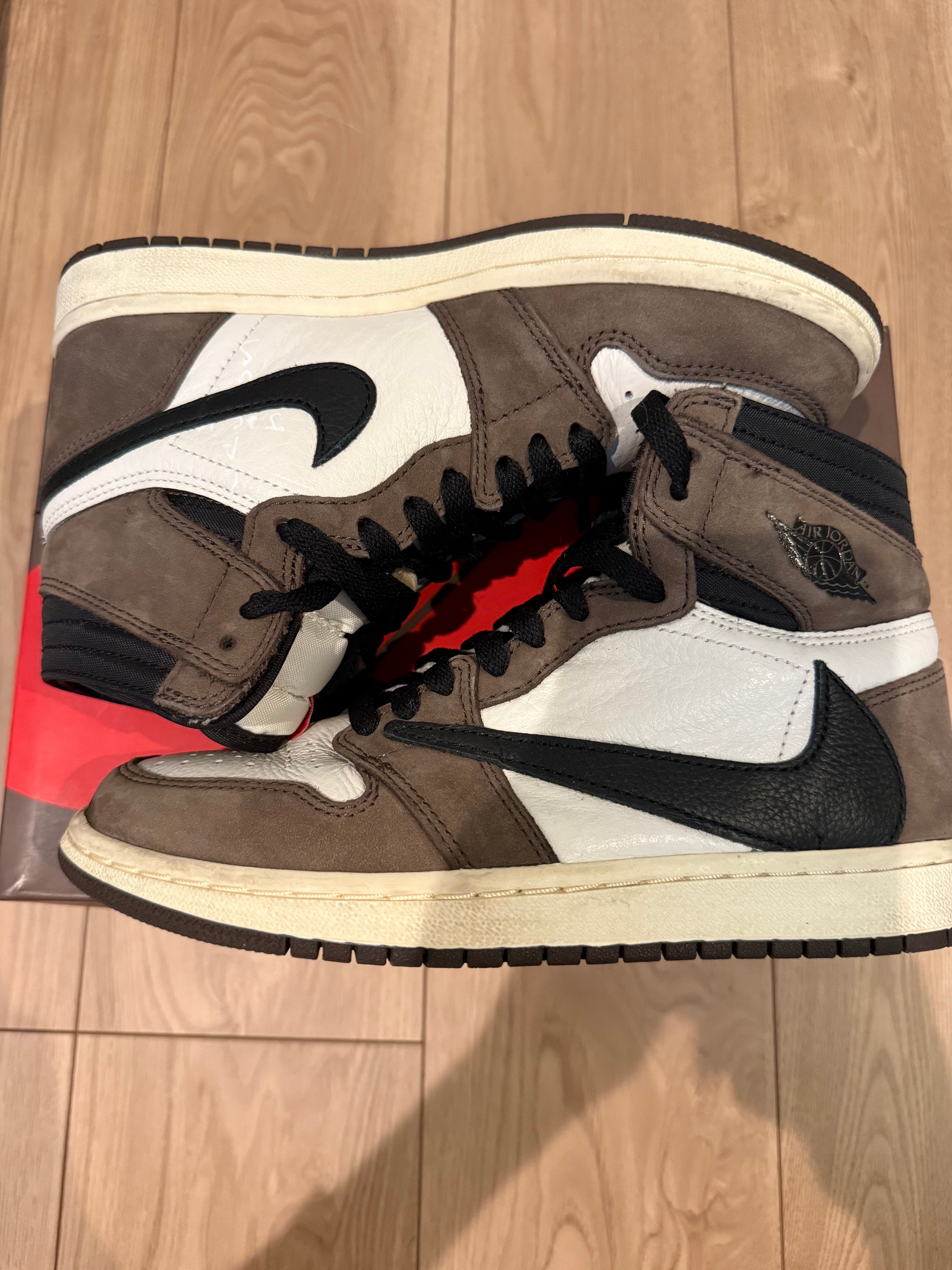 Travis Scott × Nike Air Jordan 1 Retro High OG TS SP "Sail/Dark Mocha"
