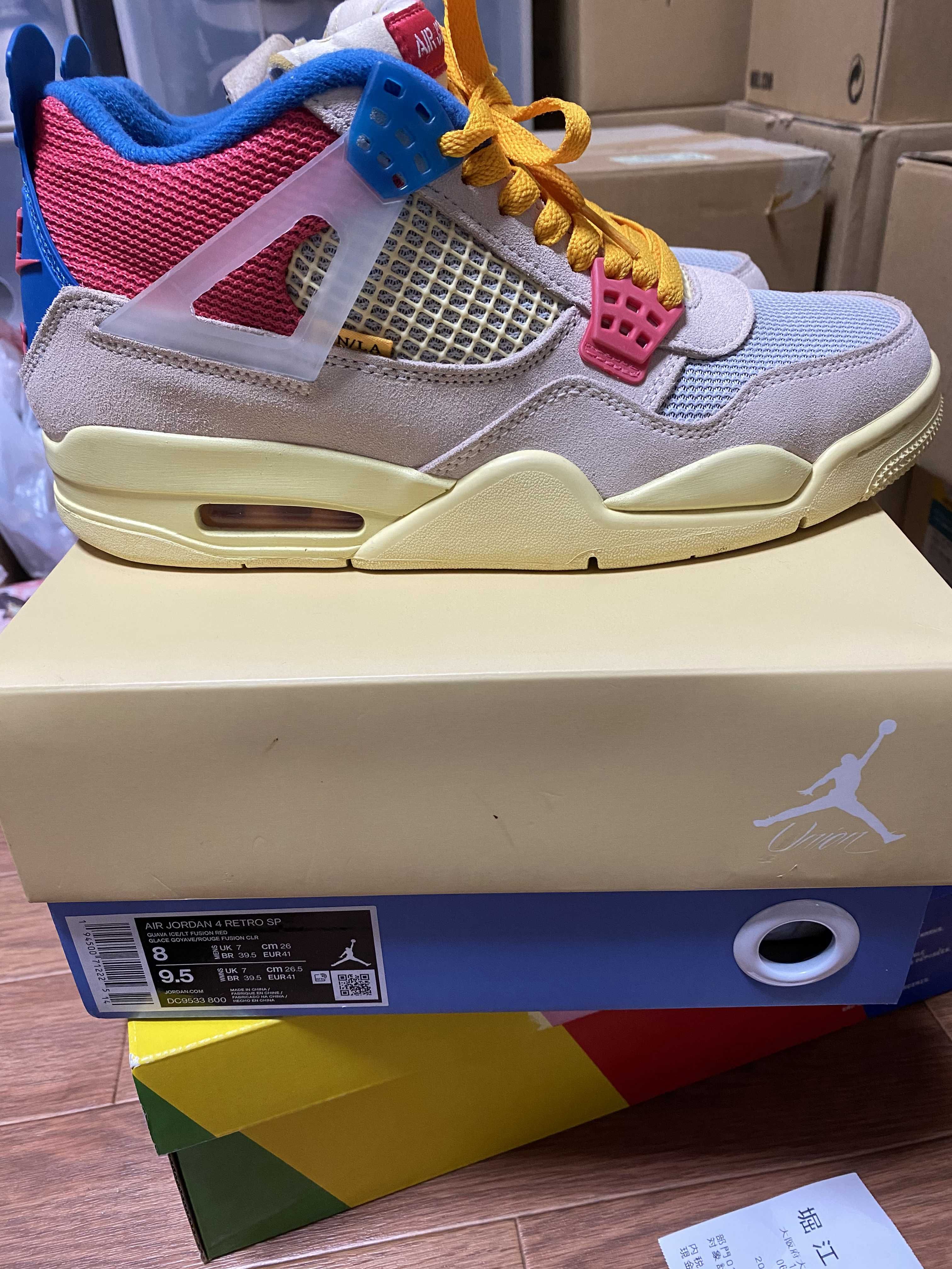 UNION × Nike Air Jordan 4 SP "Guava Ice/Light Fusion Red"