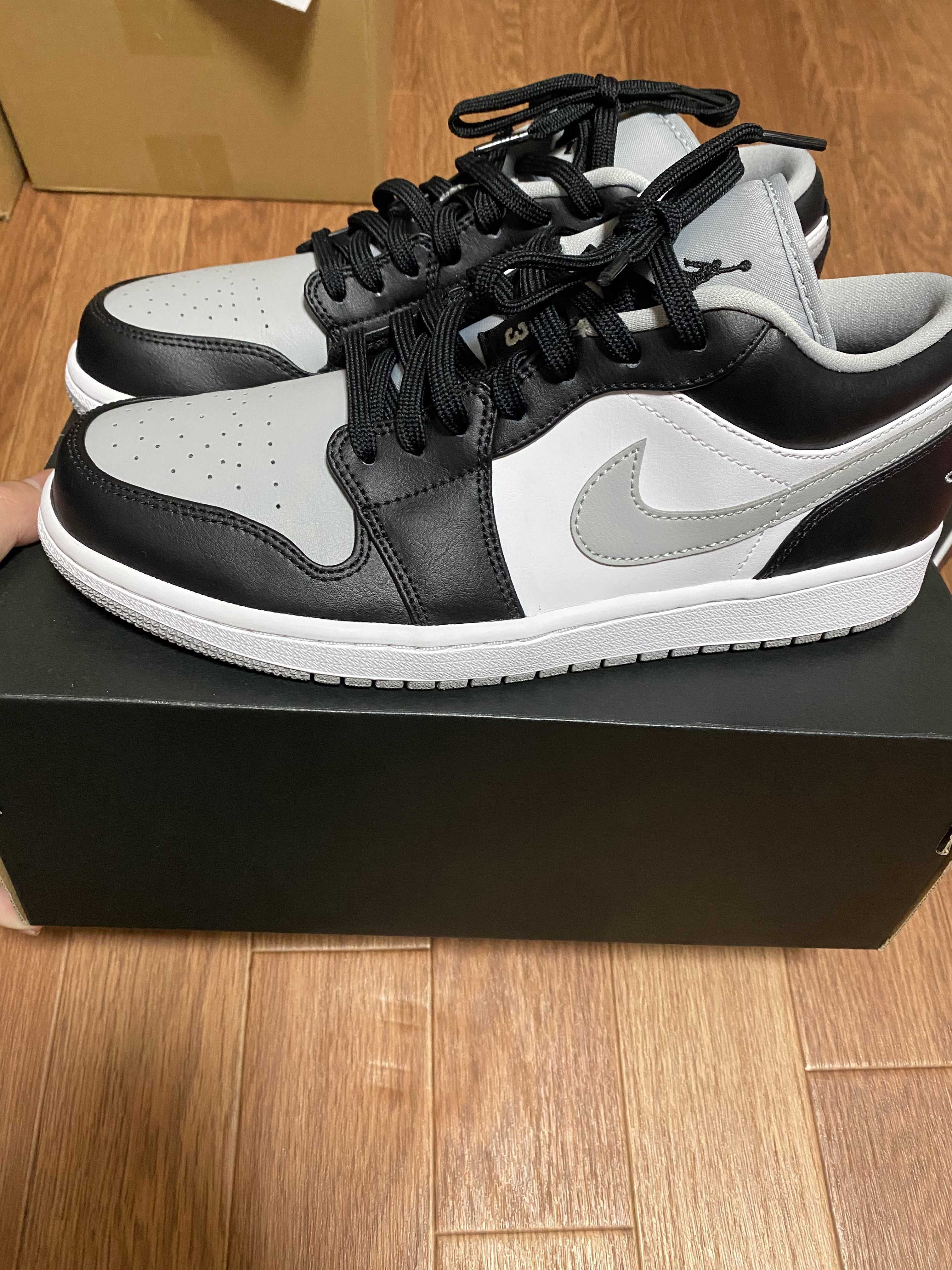 NIKE AIR JORDAN 1 LOW "BLACK/LIGHT SMOKE GREY"
