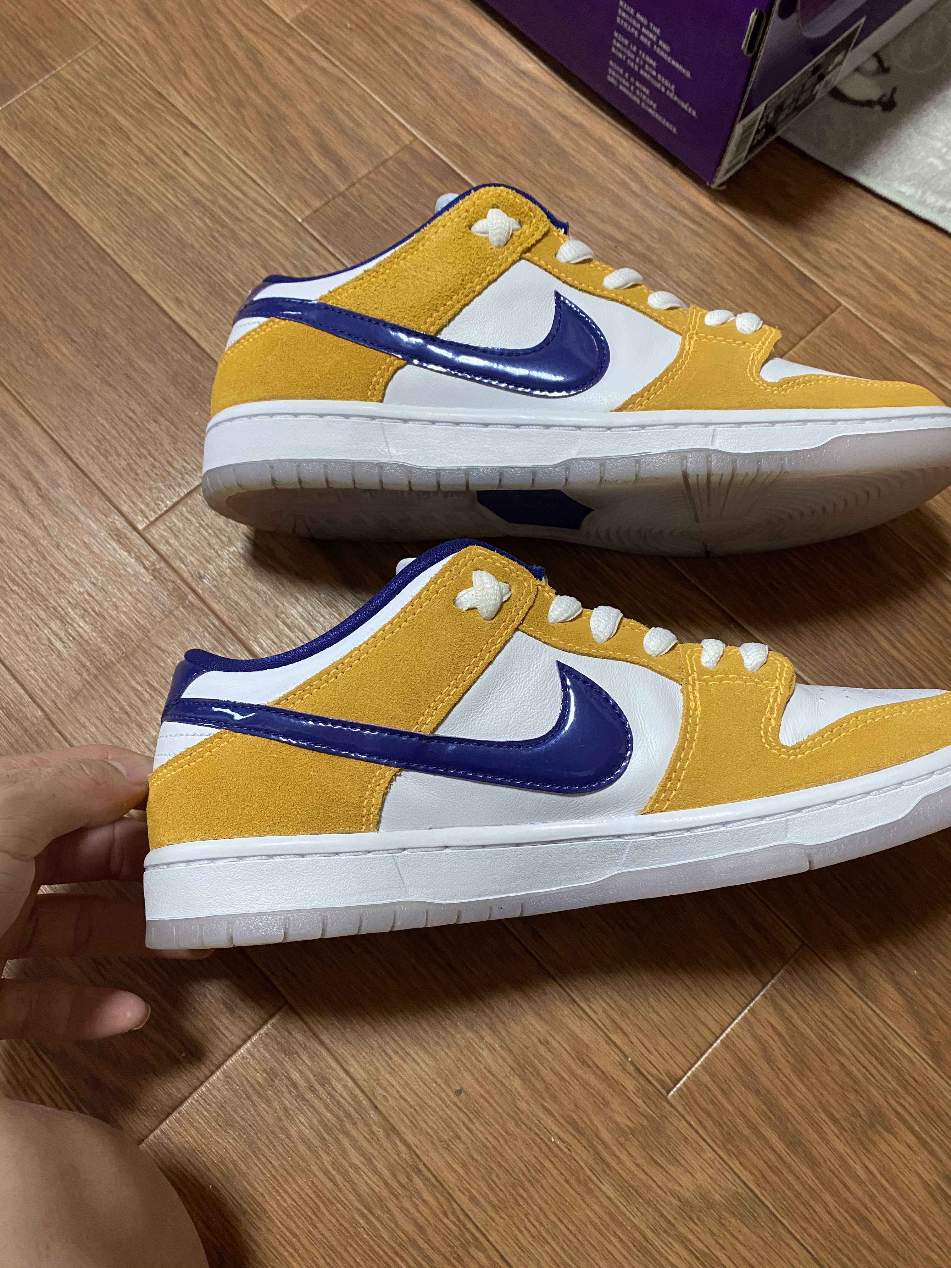 Nike SB Dunk Low "Laser Orange"