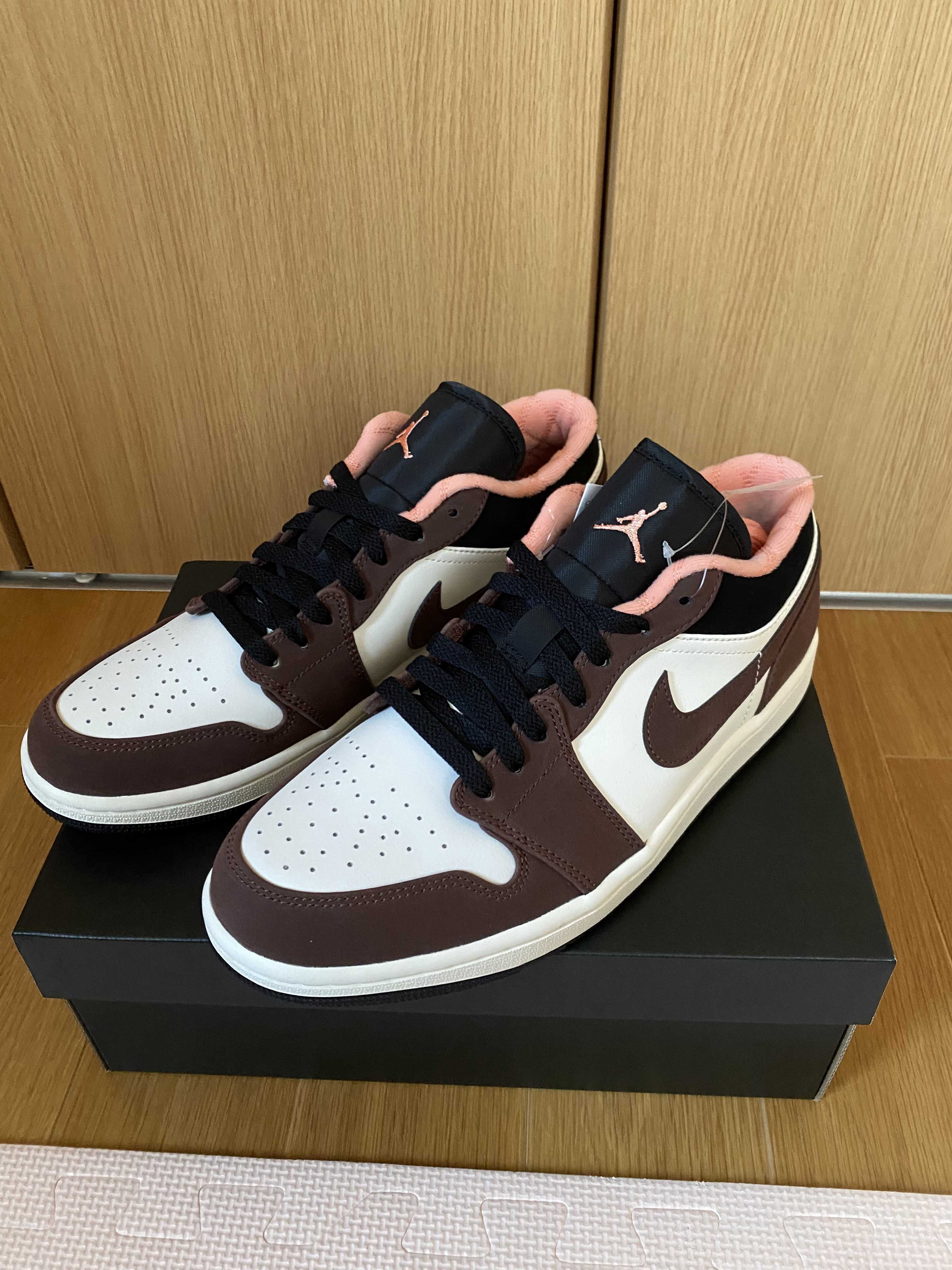 Nike Air Jordan 1 Low SE "Light Chocolate" / "Mocha Brown"