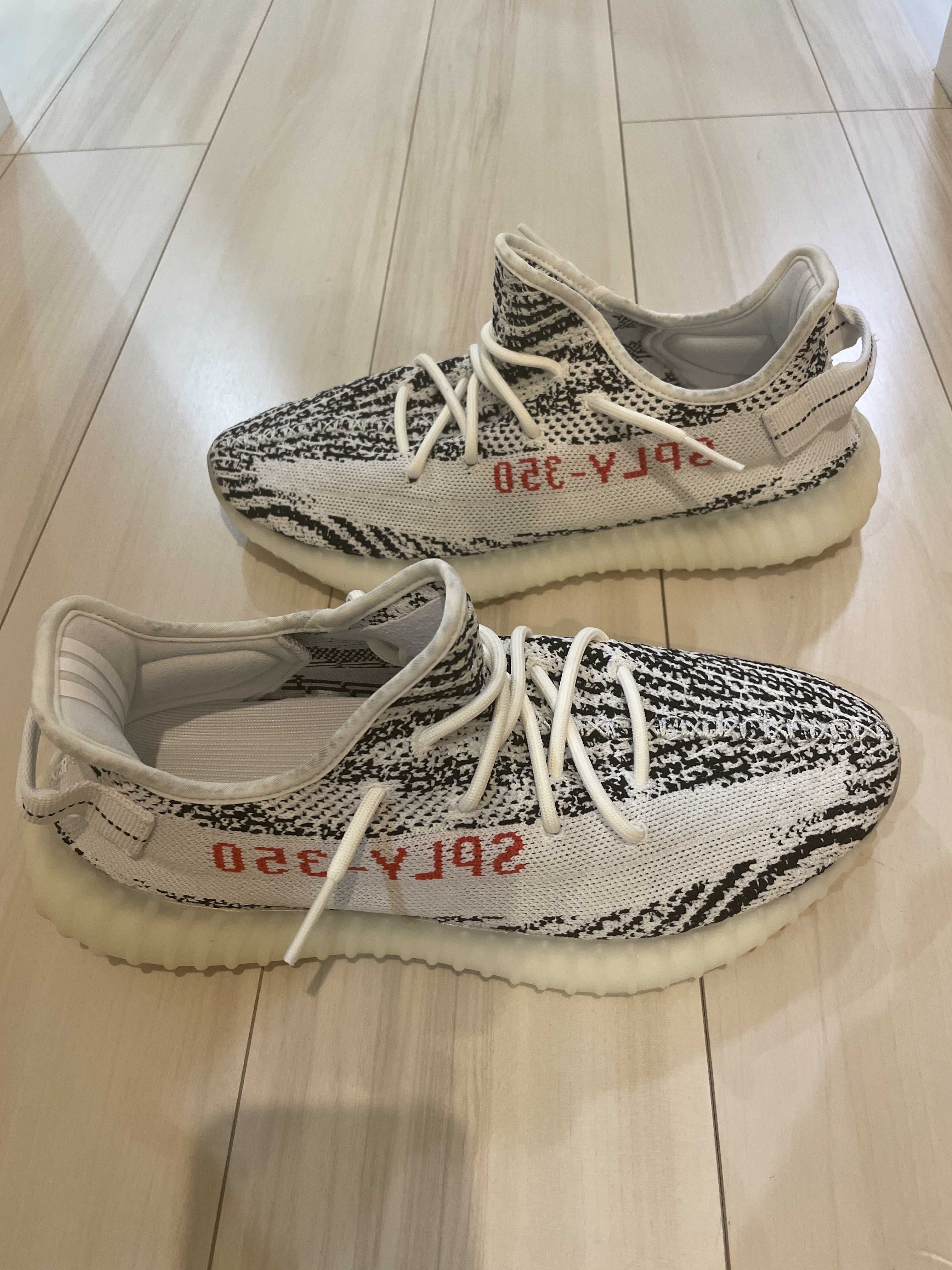 adidas YEEZY Boost 350 V2 "Zebra"