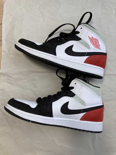 Nike Air Jordan 1 Mid SE "Black/Red/White"