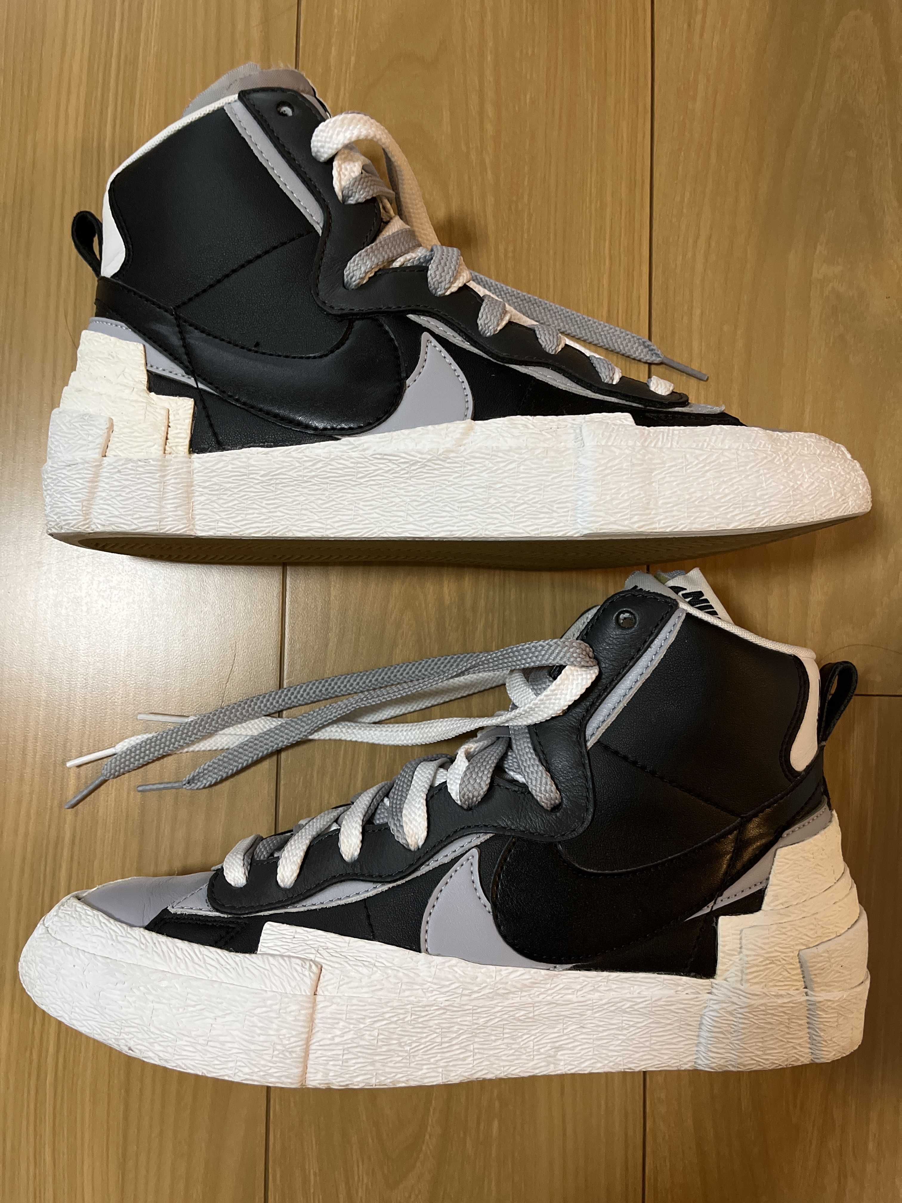 sacai × NIKE BLAZER MID "BLACK/WOLF GREY/WHITE"