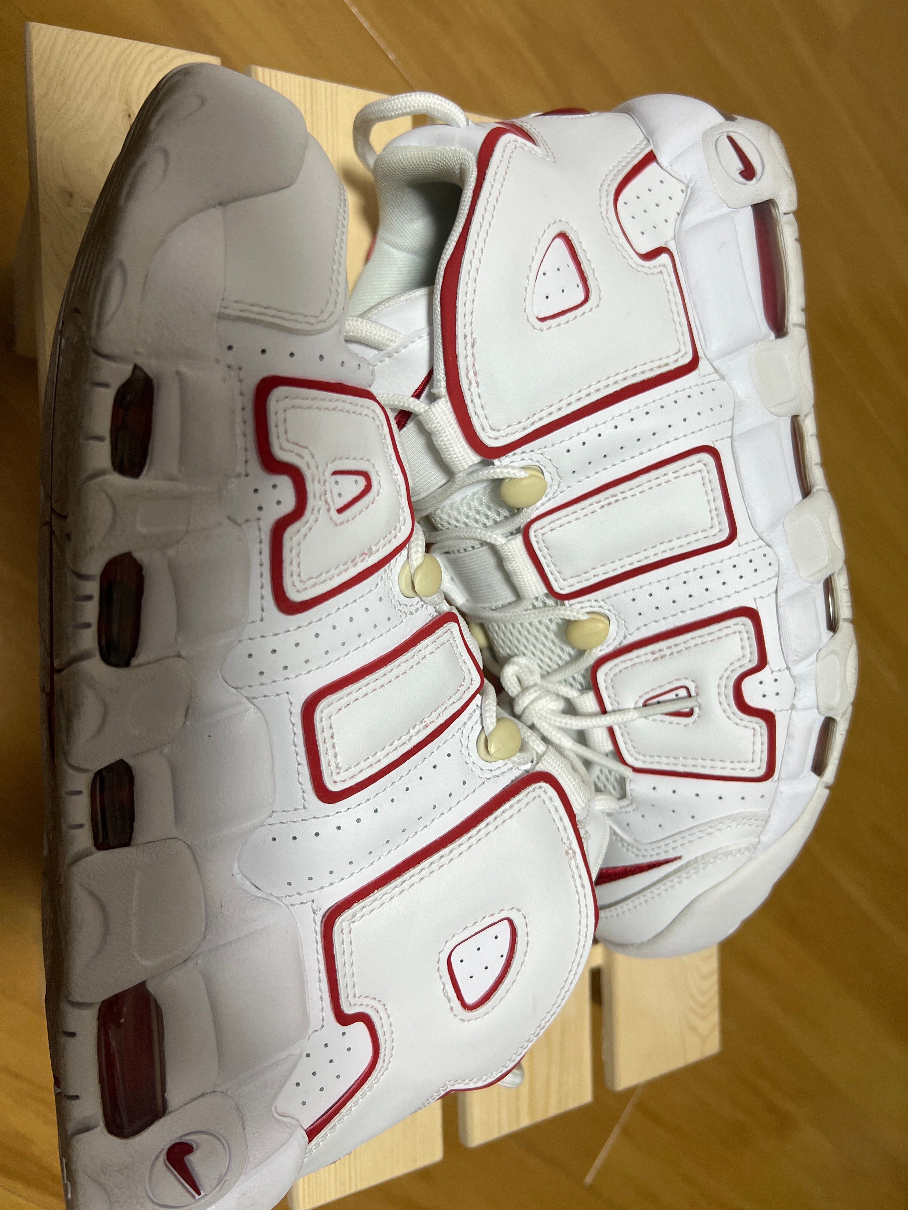 NIKE AIR MORE UPTEMPO "WHITE/VARSITY RED" (2021)