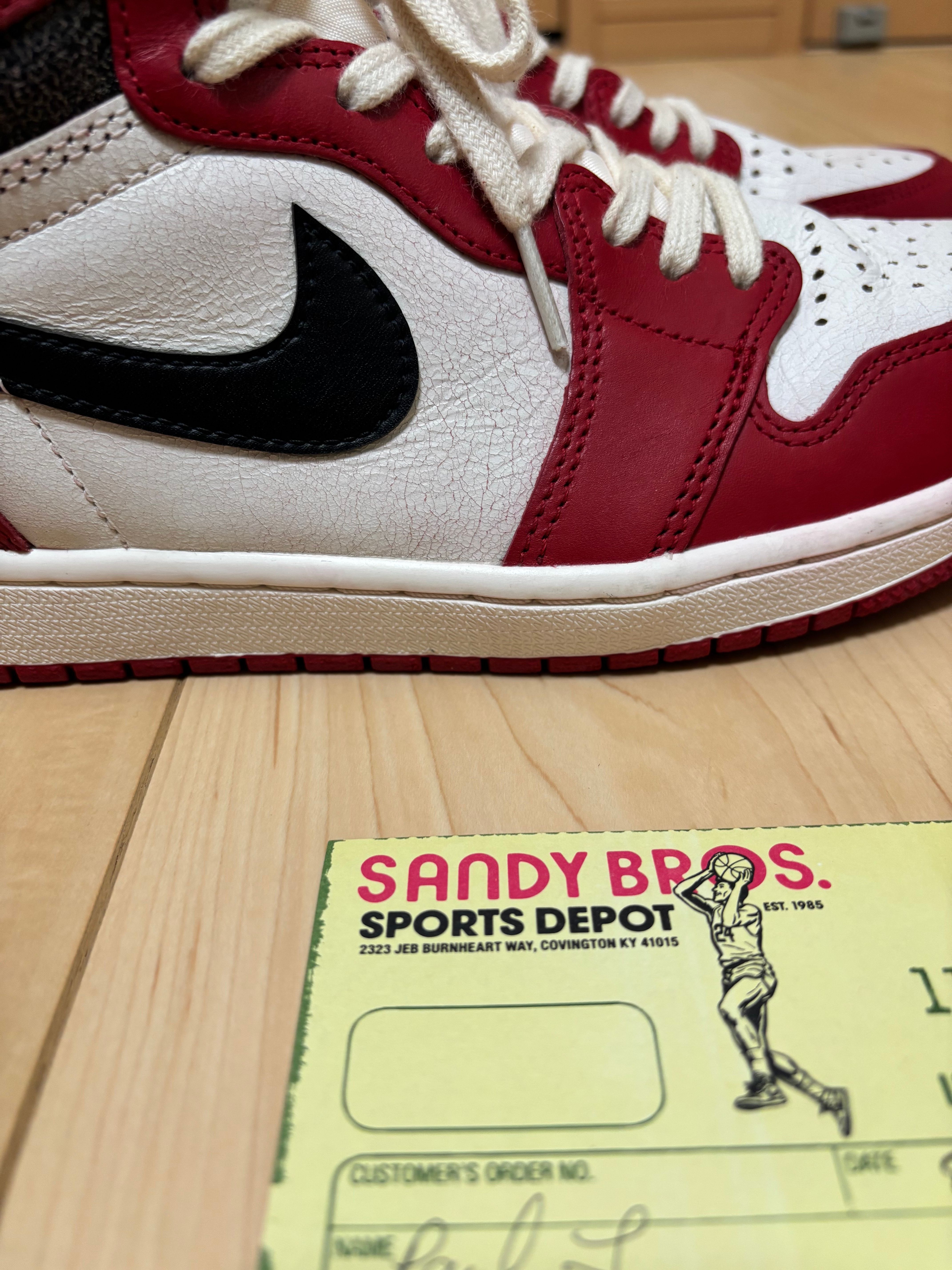 Nike Air Jordan 1 High OG "Lost & Found/Chicago"