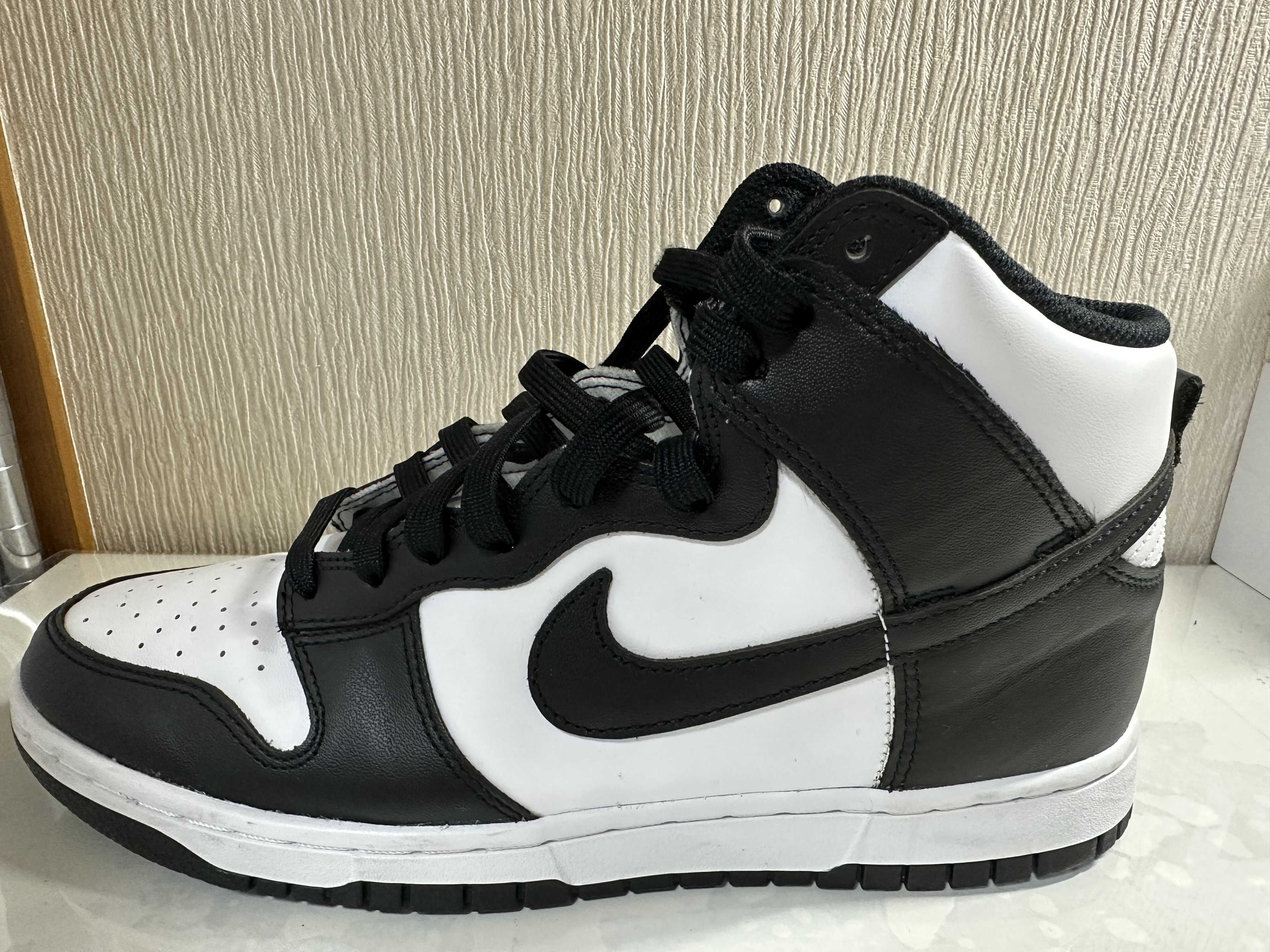 Nike Dunk High "Championship White"