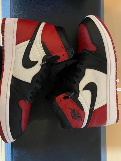 Nike Air Jordan 1 Retro High OG "Bred Toe"