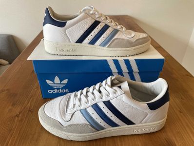 Sneakersnstuff (SNS) × adidas HRLM "White/Blue"