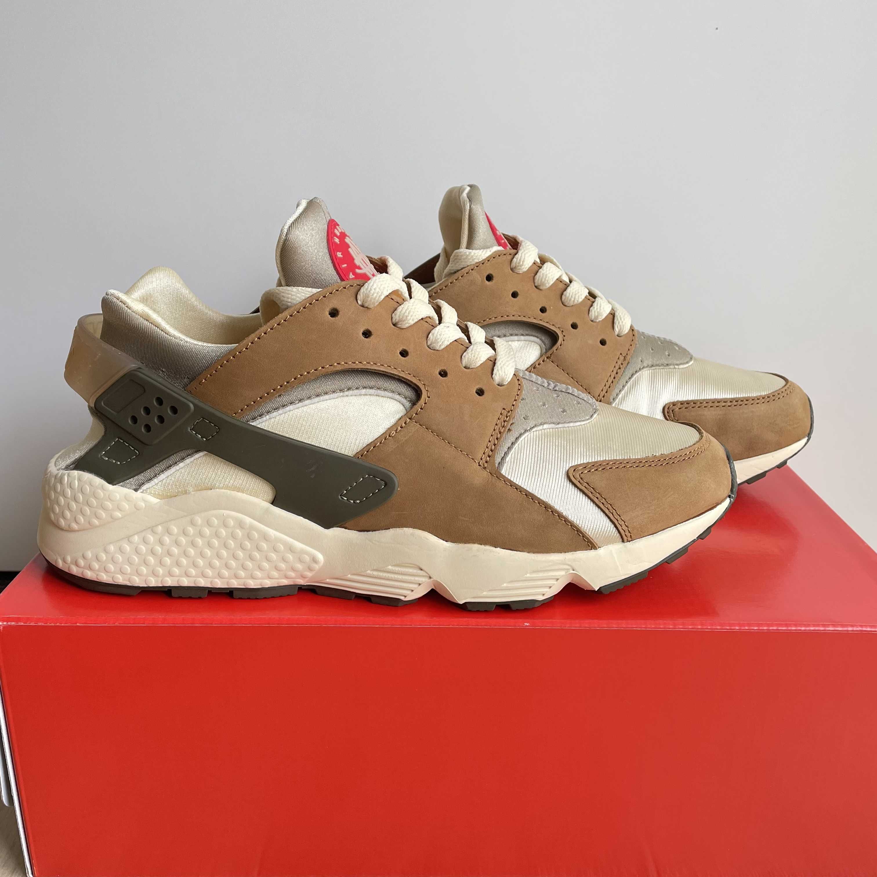 Stussy × Nike Air Huarache "Desert Oak"