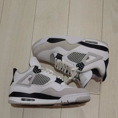 Nike Air Jordan 4 "Military Black"