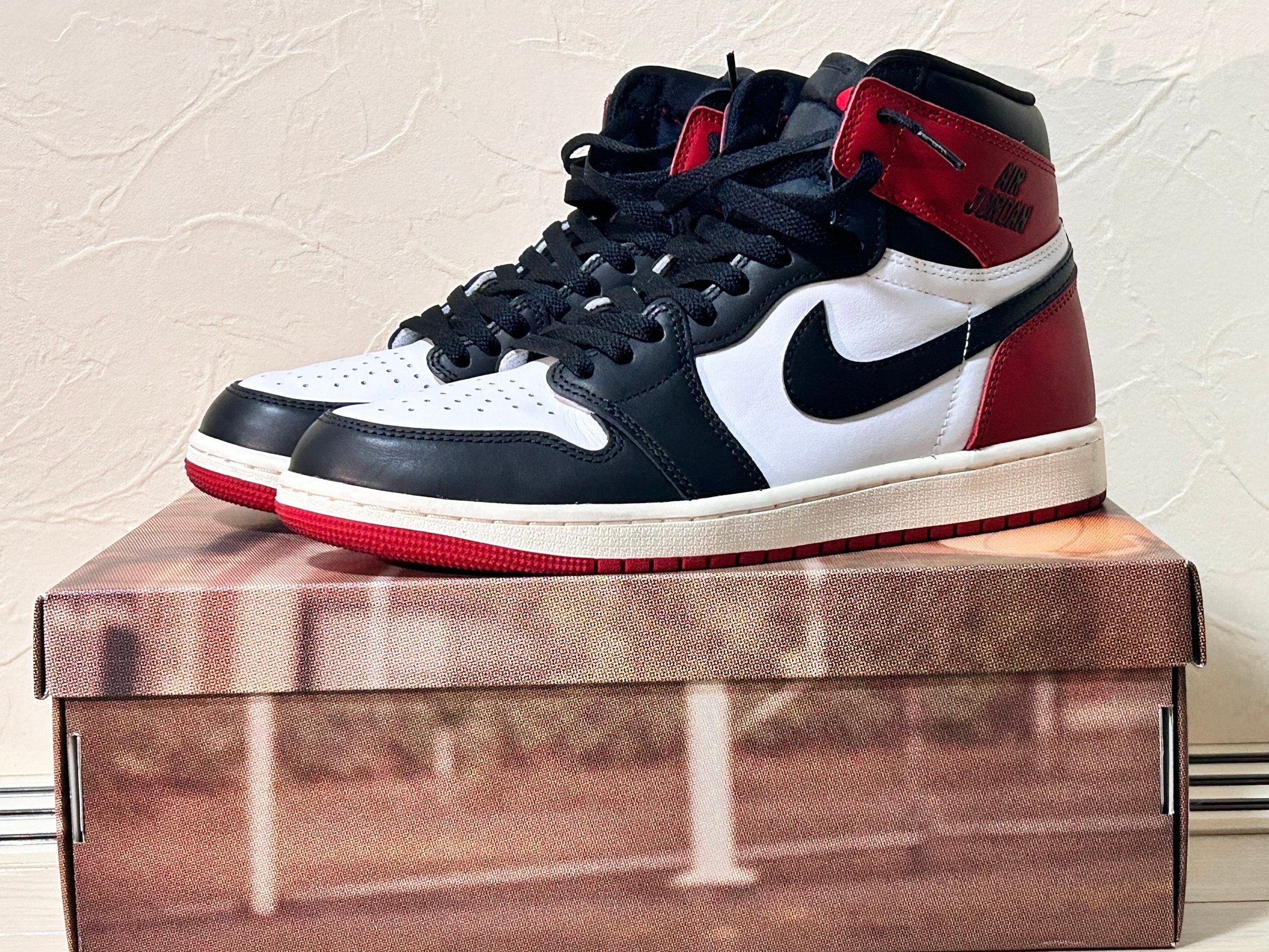 Nike Air Jordan 1 Retro High OG "Black Toe Reimagined"