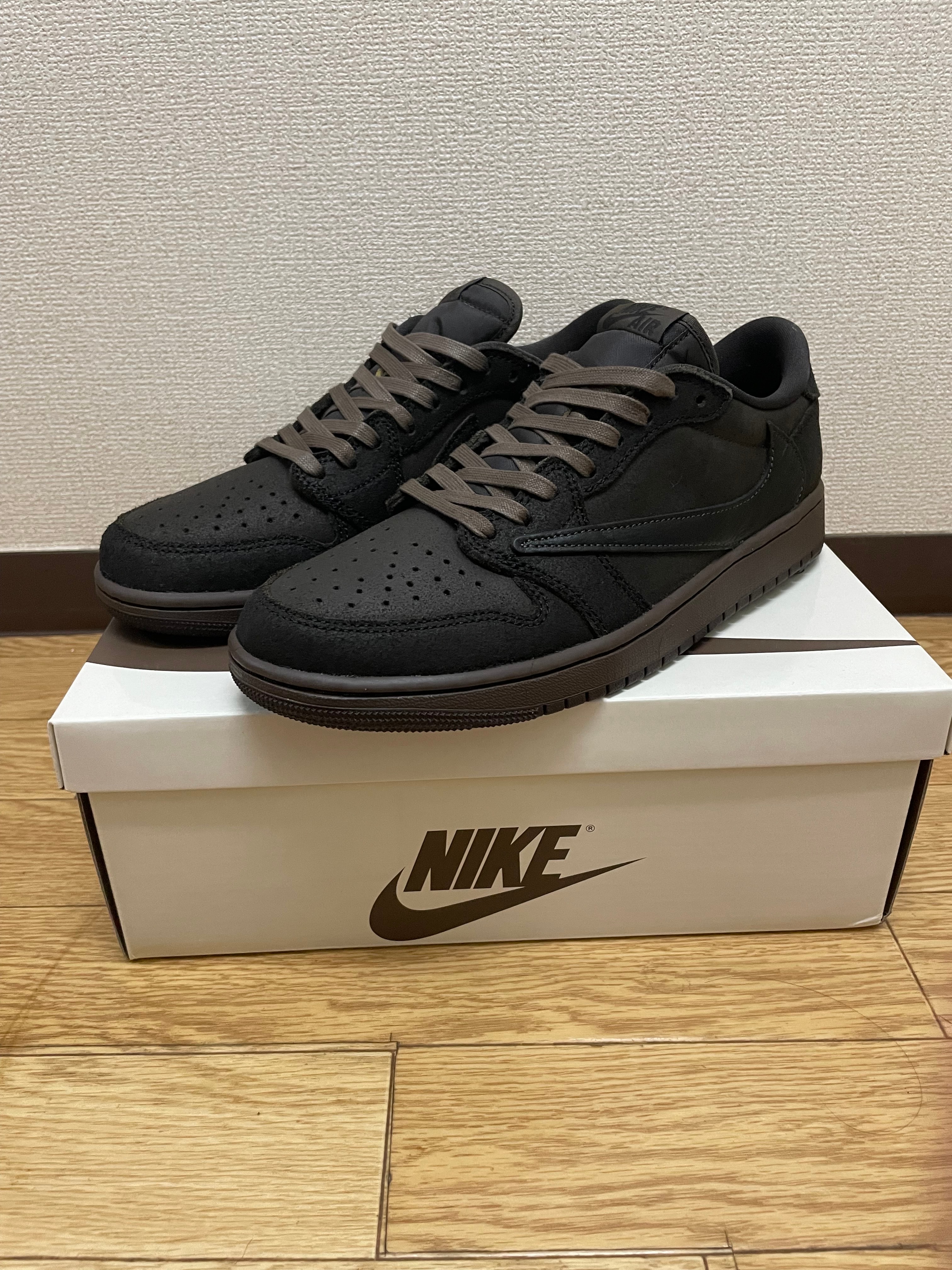 Travis Scott × Nike Air Jordan 1 Low OG SP "Velvet Brown and Dark Mocha"