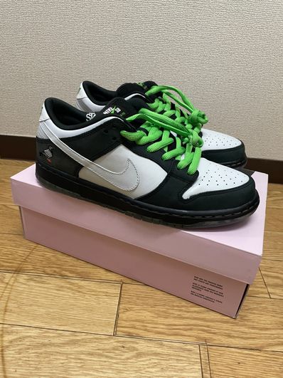 STAPLE × Nike SB Dunk Low "Pigeon Black/White"