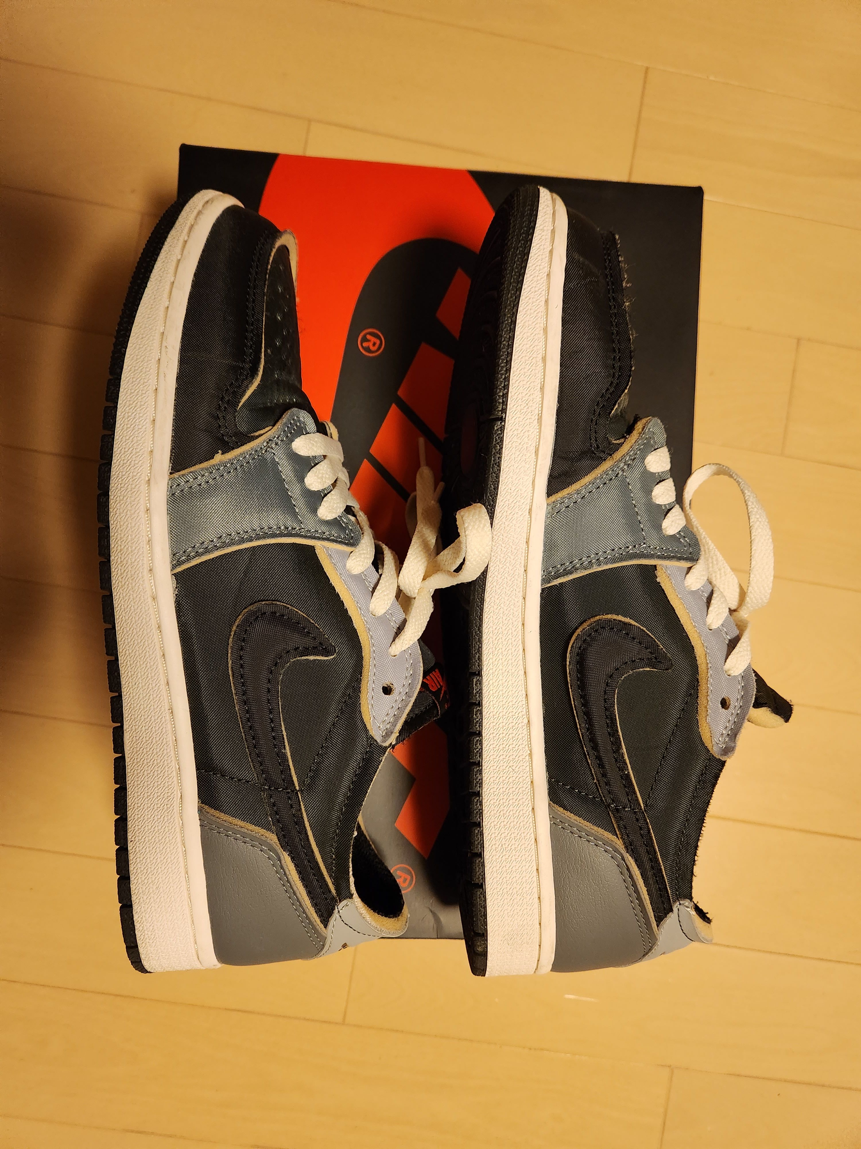 Nike Air Jordan 1 Low OG EX "Black and Smoke Grey"