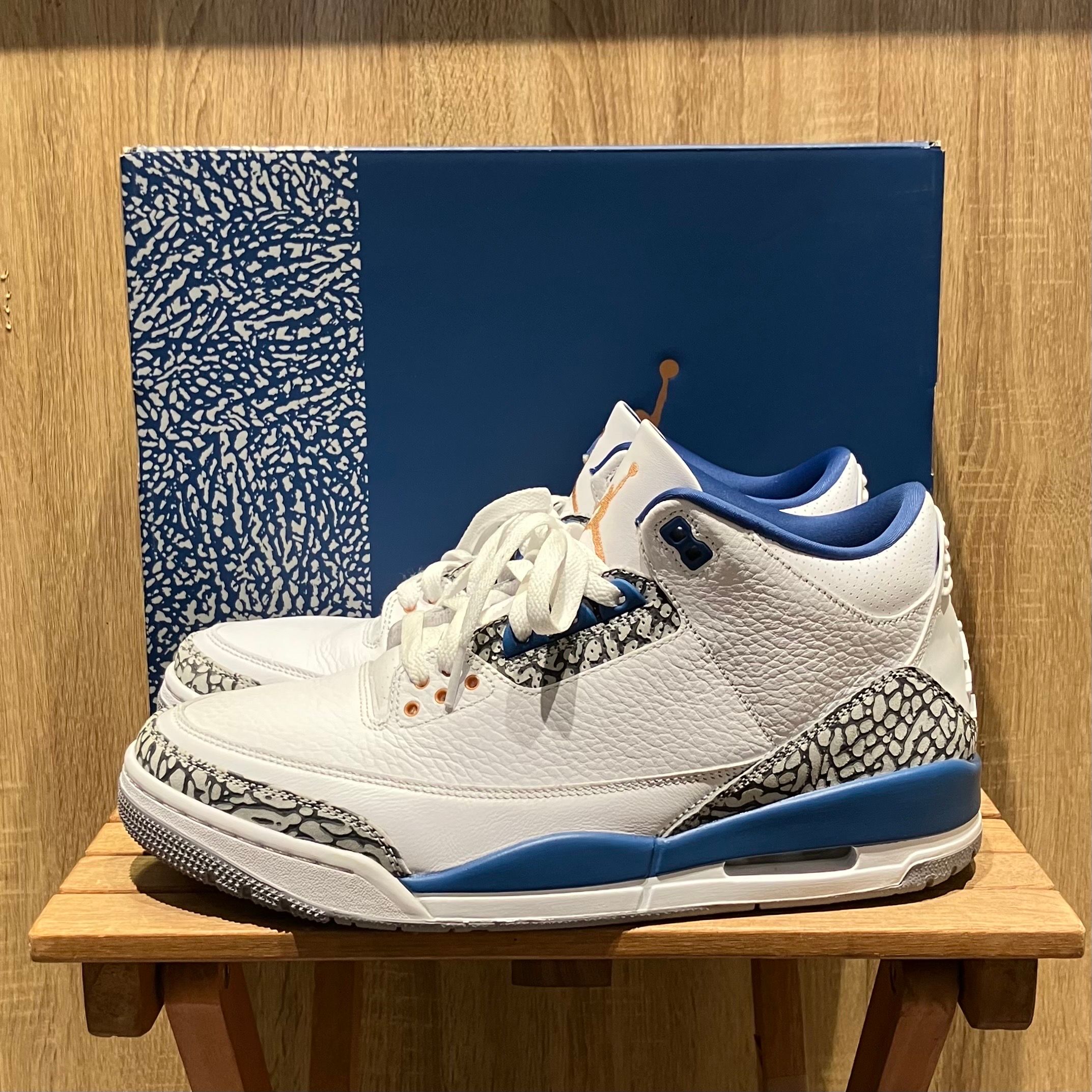 Nike Air Jordan 3 Retro "True Blue and Copper"