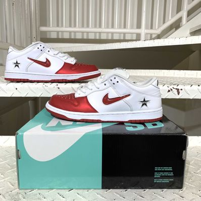 Supreme × Nike Dunk Low "Varsity Red/White"