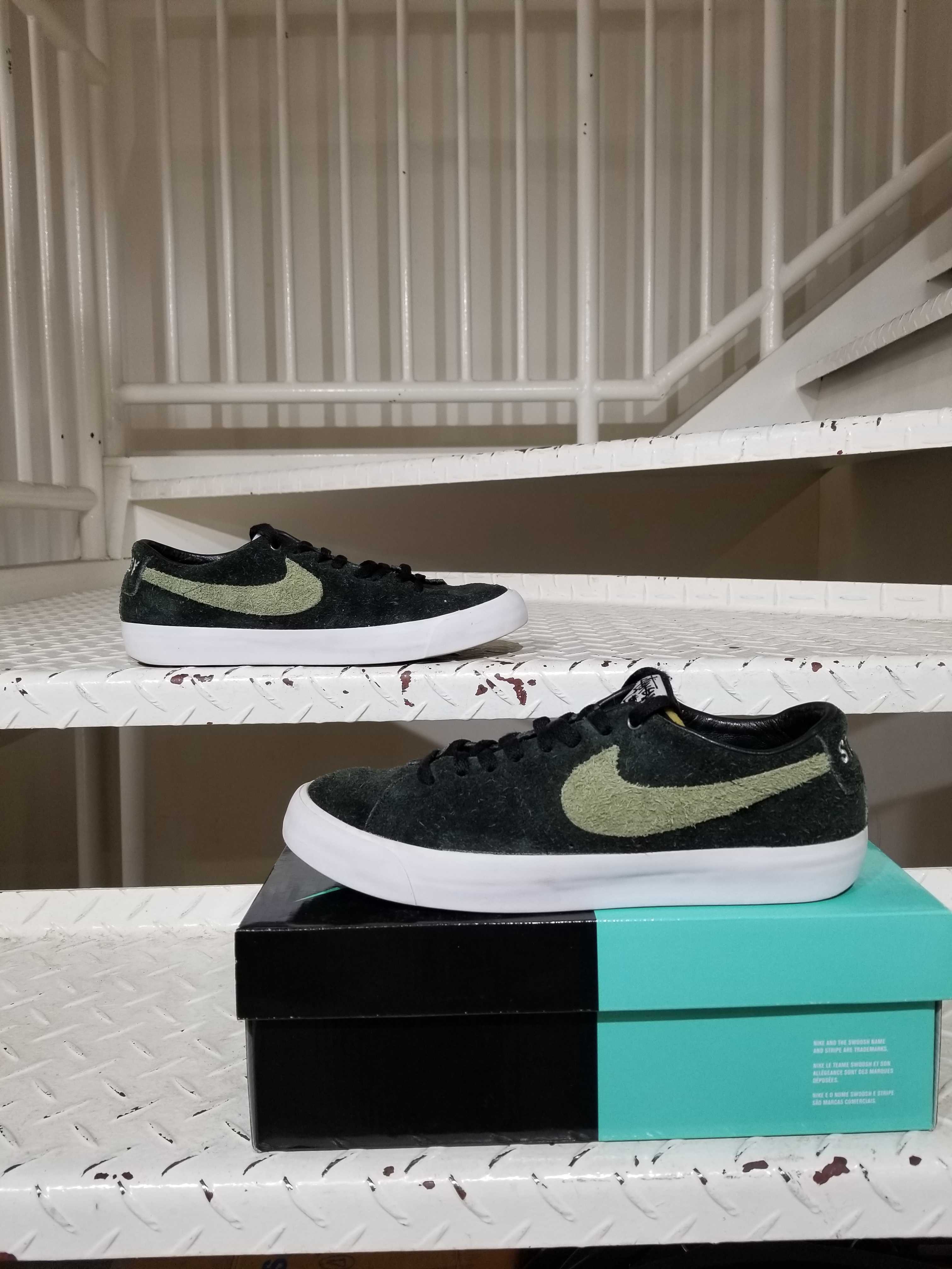 Stussy × Nike SB Blazer Low "Black/Palm Green"