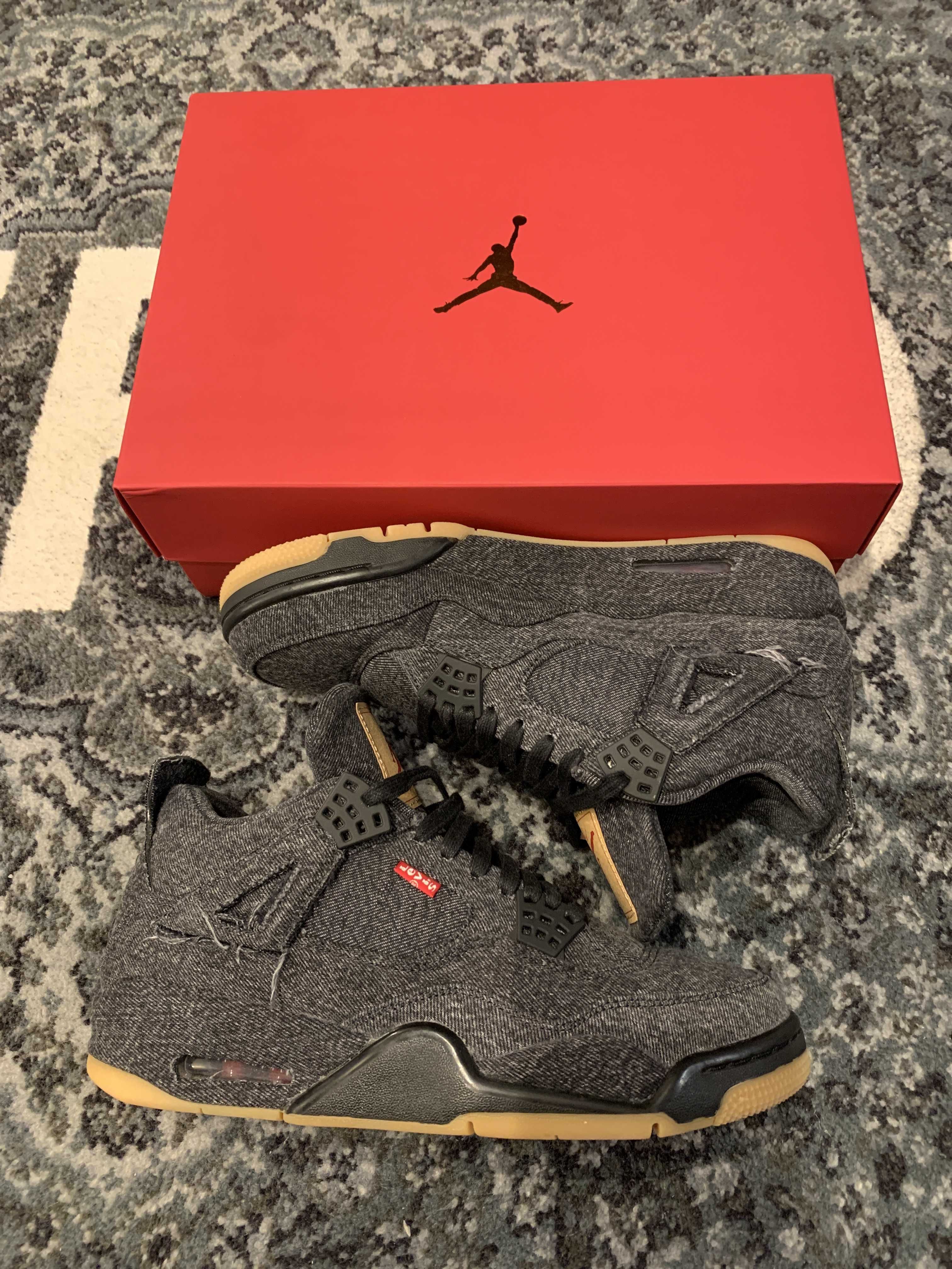 Nike × Levi's Air Jordan 4 "Black Denim" (Tag: LEVIS®)