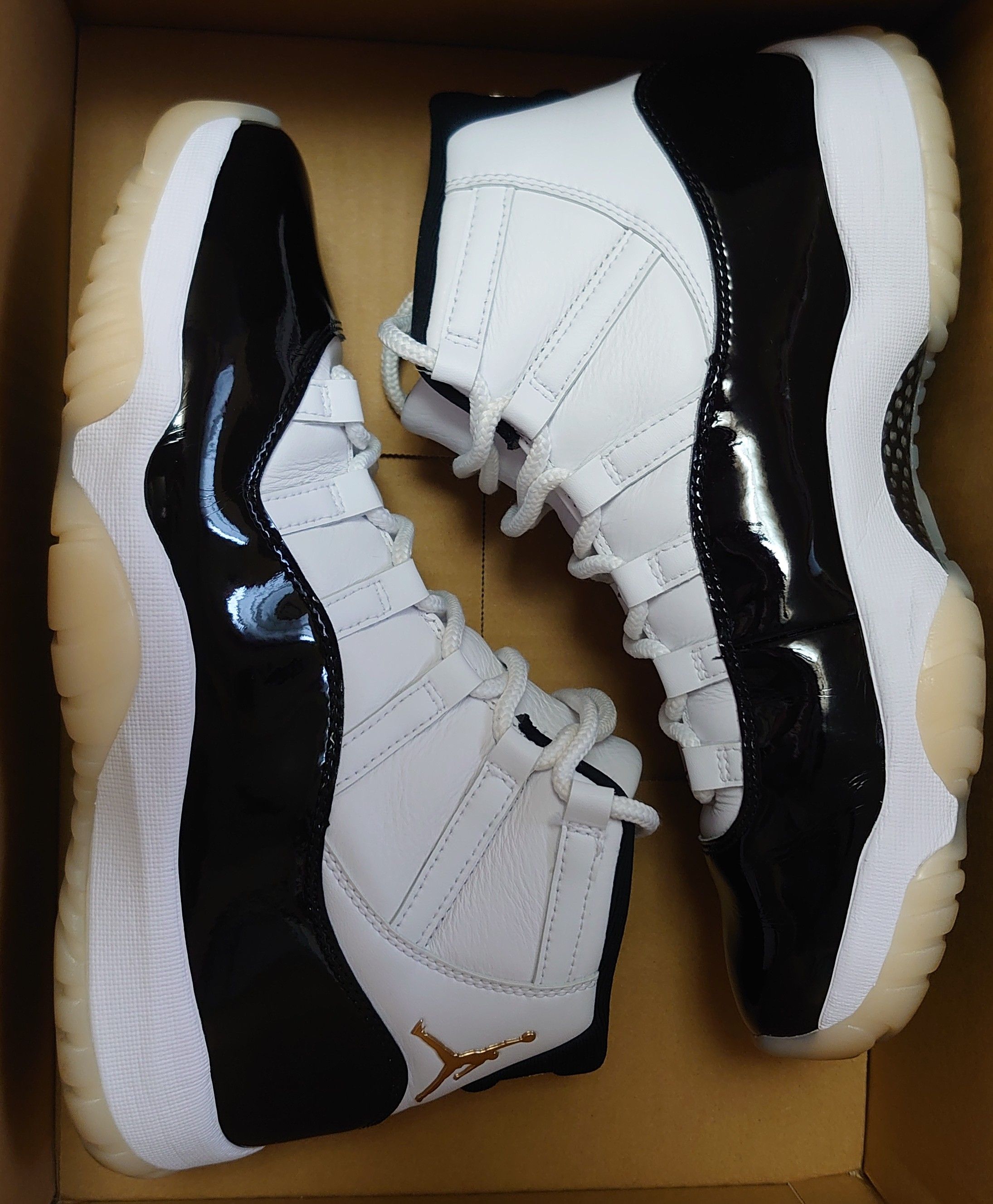 Nike Air Jordan 11 Retro "Gratitude"
