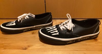 Mark SBTG × Vans Authentic "Black/Mars"
