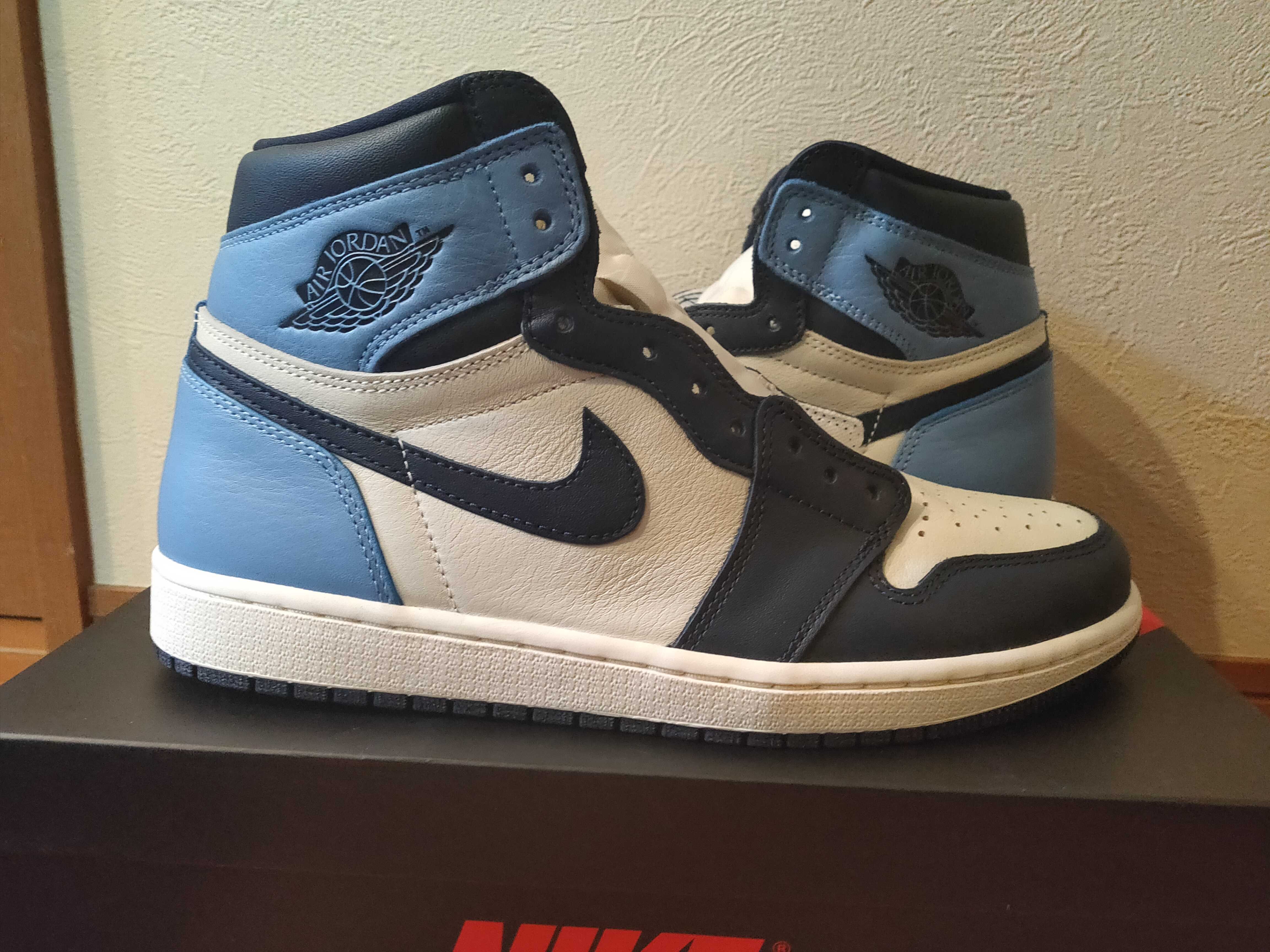 Nike Air Jordan 1 Retro High OG "Obsidian/University Blue"