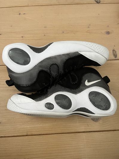 Nike Air Zoom Flight 95 "Black Metallic" (2022)