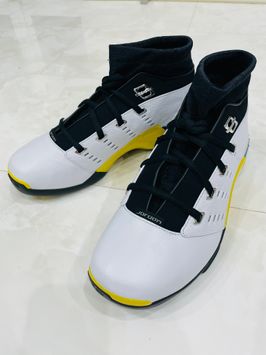 ナイキ エアジョーダン17 レトロ ロー SP "ライトニング"