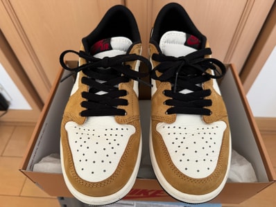Nike Air Jordan 1 Low OG "Rookie of the Year/Sail and Golden Harvest"
