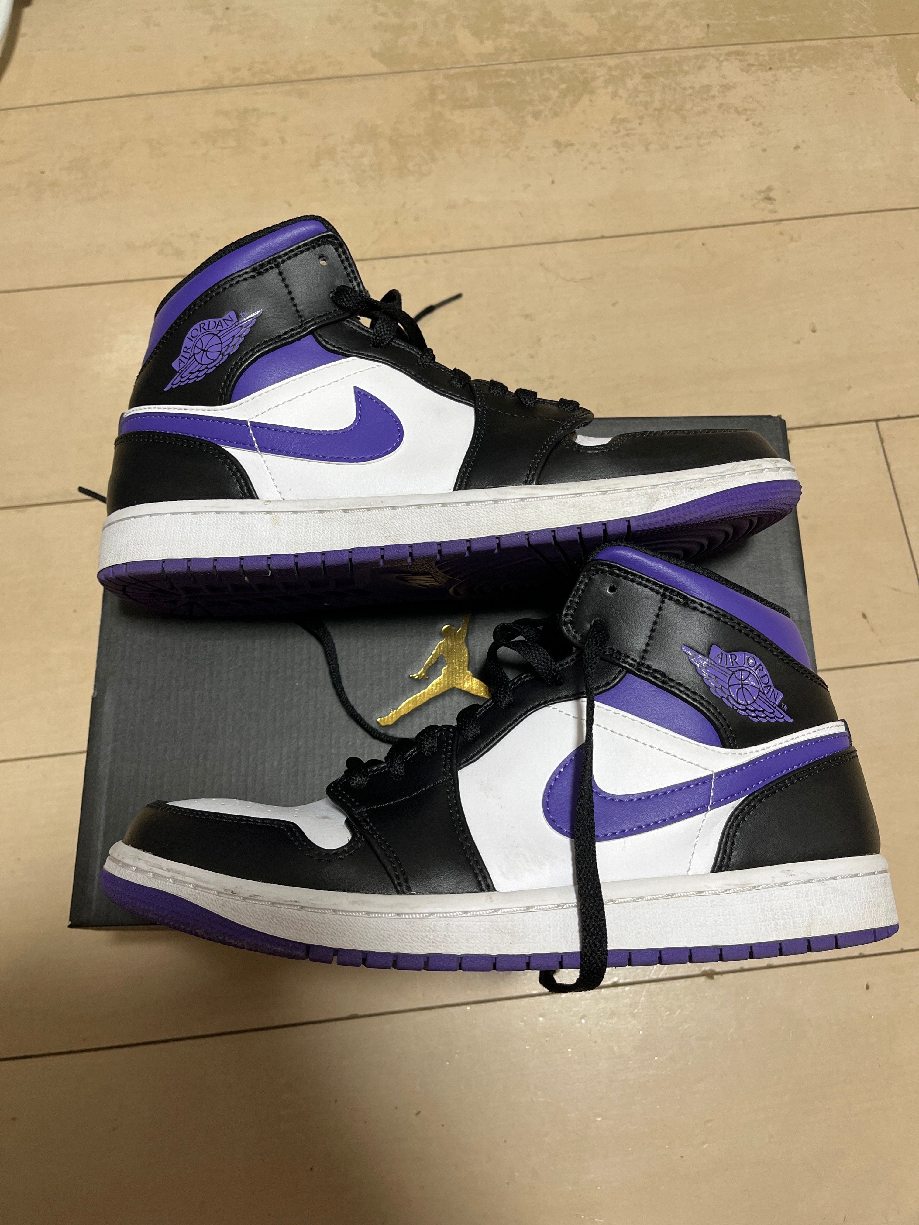 Nike Air Jordan 1 Mid "Black/Court Purple"
