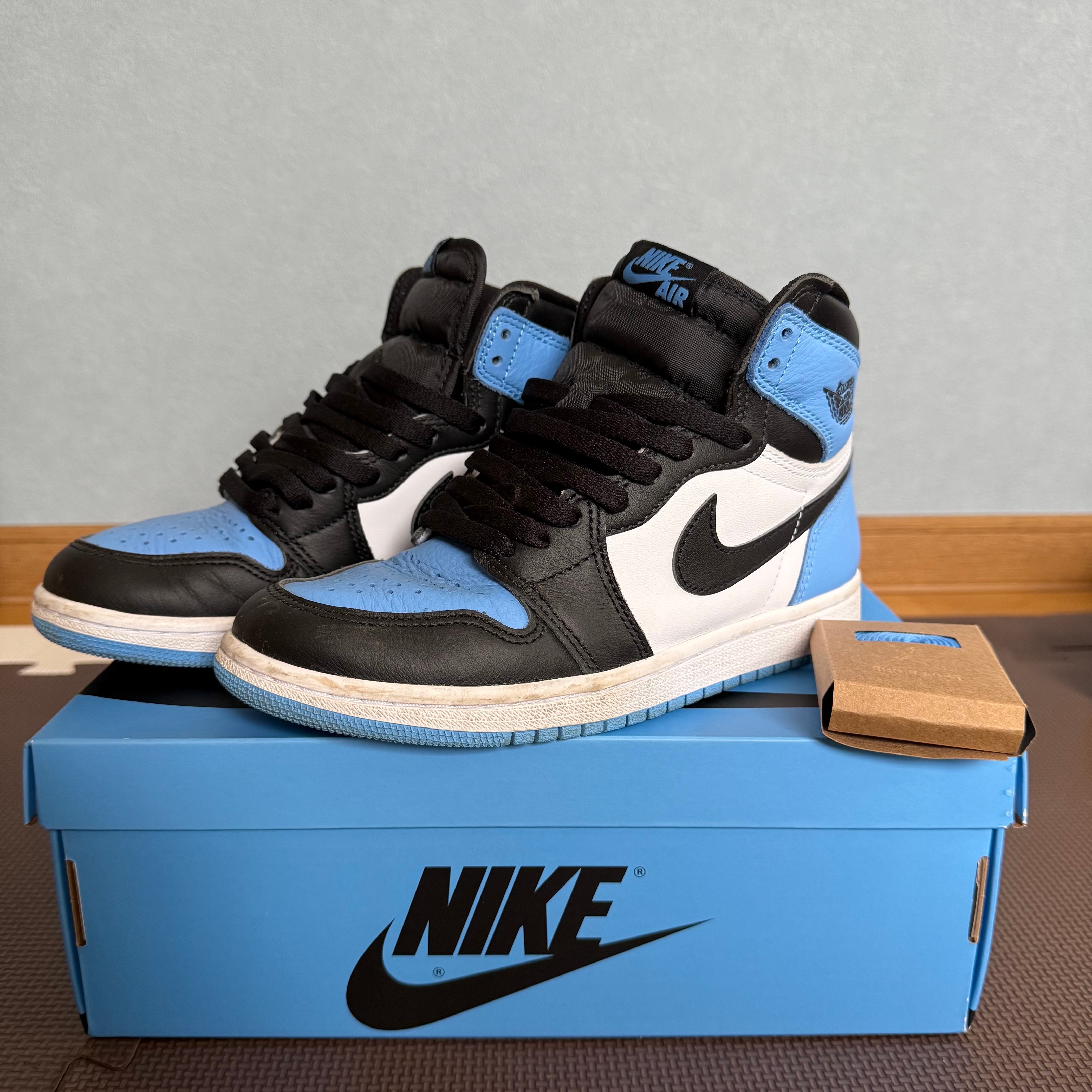 Nike Air Jordan 1 Retro High OG "University Blue/UNC Toe"