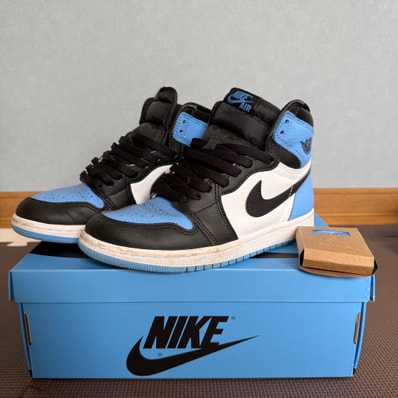 Nike Air Jordan 1 Retro High OG "University Blue/UNC Toe"