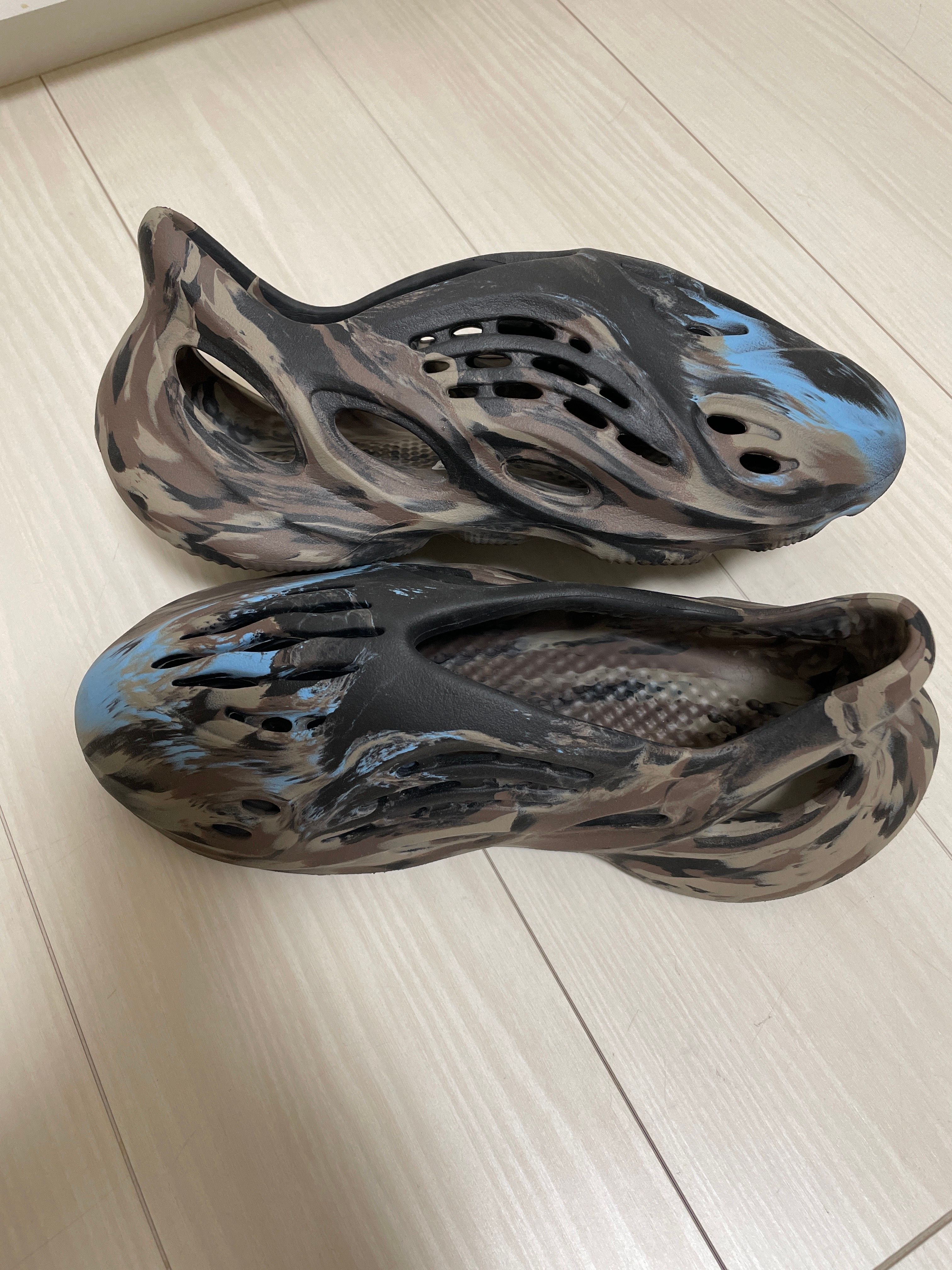 adidas YEEZY Foam Runner "MX Cinder"