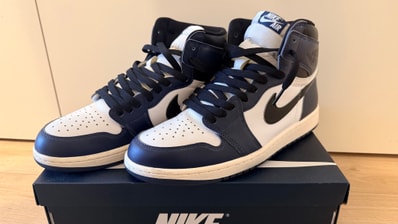 Nike Air Jordan 1 Retro High OG "Midnight Navy"