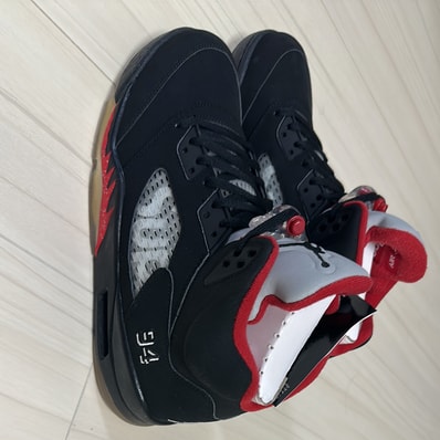 Supreme × Nike Air Jordan 5 Retro "Black"