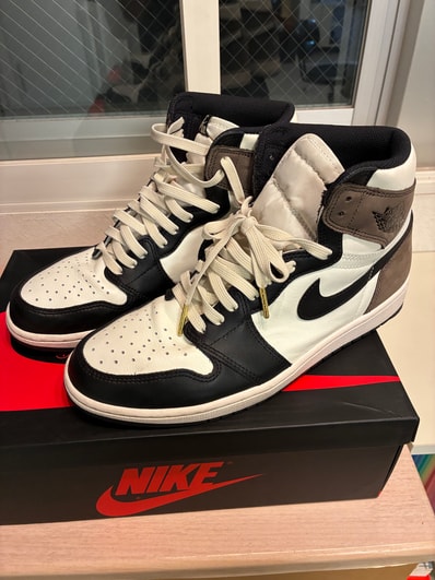 Nike Air Jordan 1 High OG "Sail/Dark Mocha/Black"