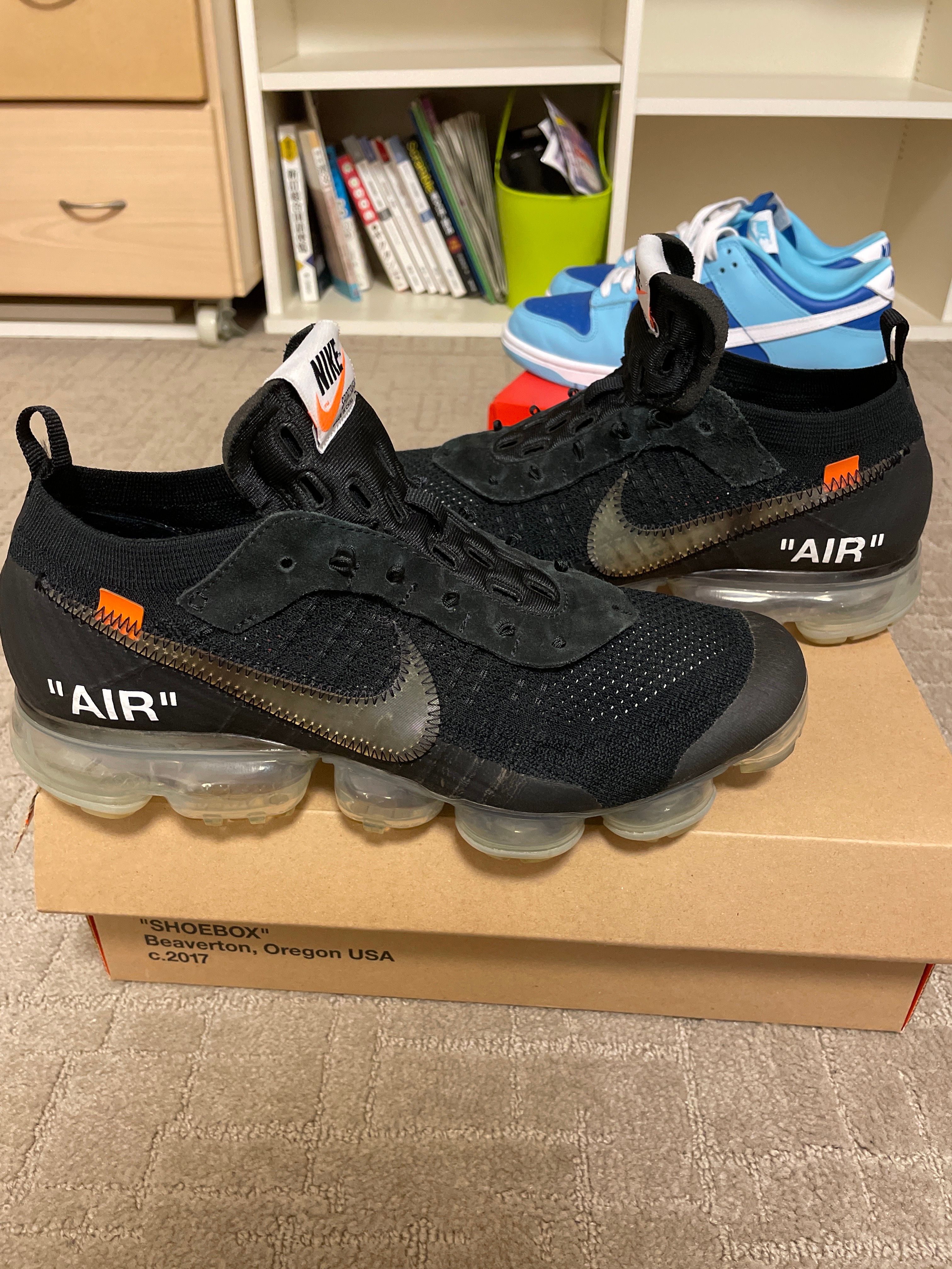 Off-White × Nike Air Vapormax "Black/Total Orange/Clear"