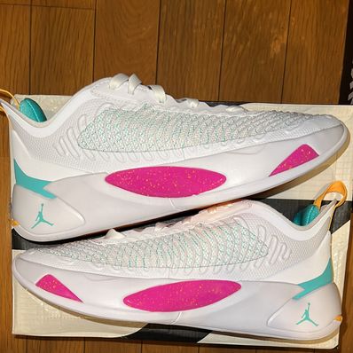 Nike Luka 1 "White/Fire Pink"