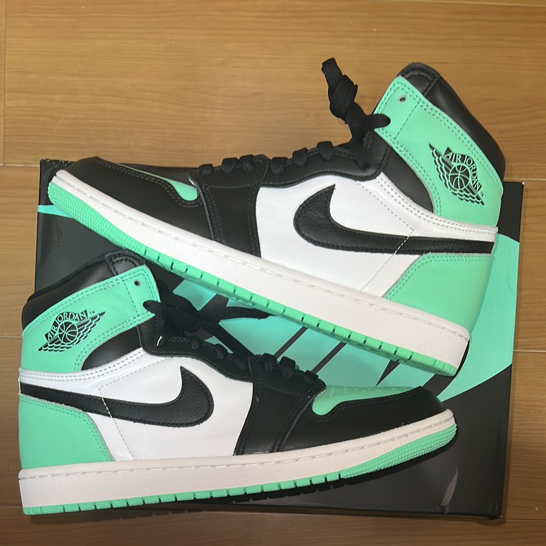 Nike Air Jordan 1 High OG "Green Glow"