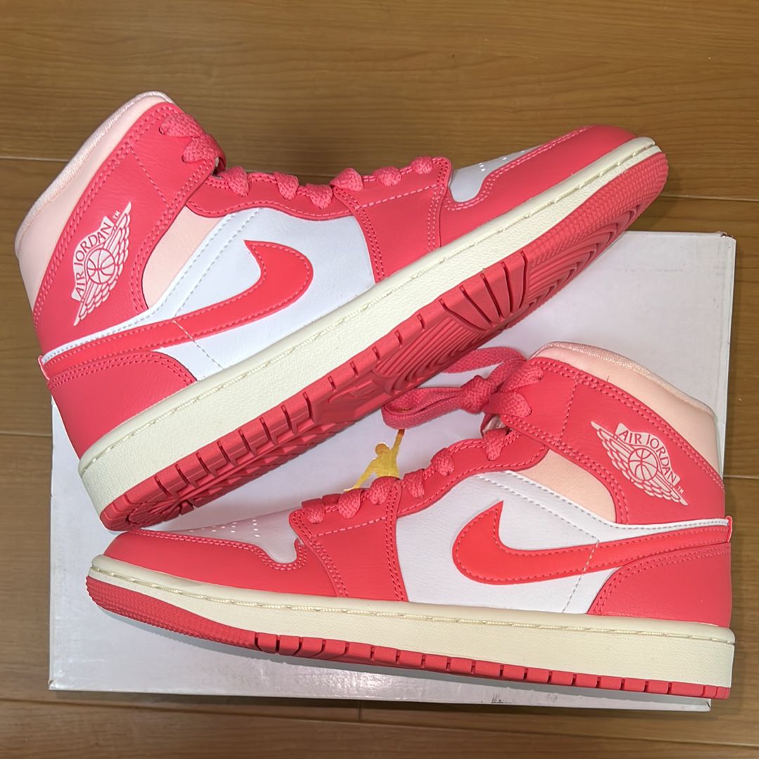 Nike Women's Air Jordan 1 Mid "Strawberries and Cream"