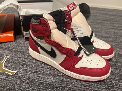 Nike GS Air Jordan 1 High OG "Lost & Found/Chicago"
