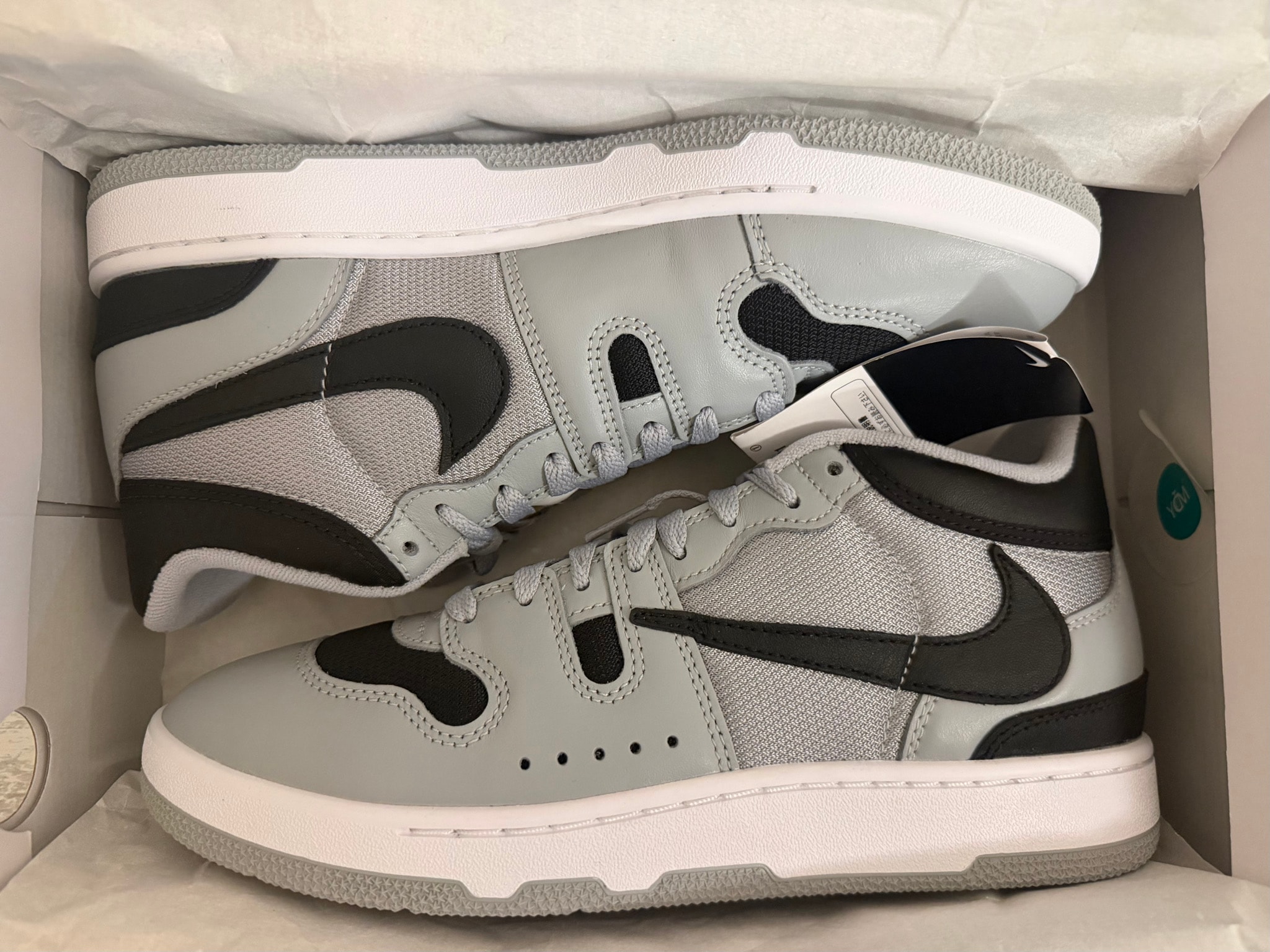 Travis Scott Cactus Jack × Nike Attack (Mac Attack) "Light Smoke Grey"