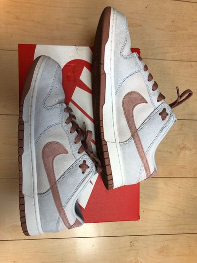 Nike Dunk Low "Fossil Rose"