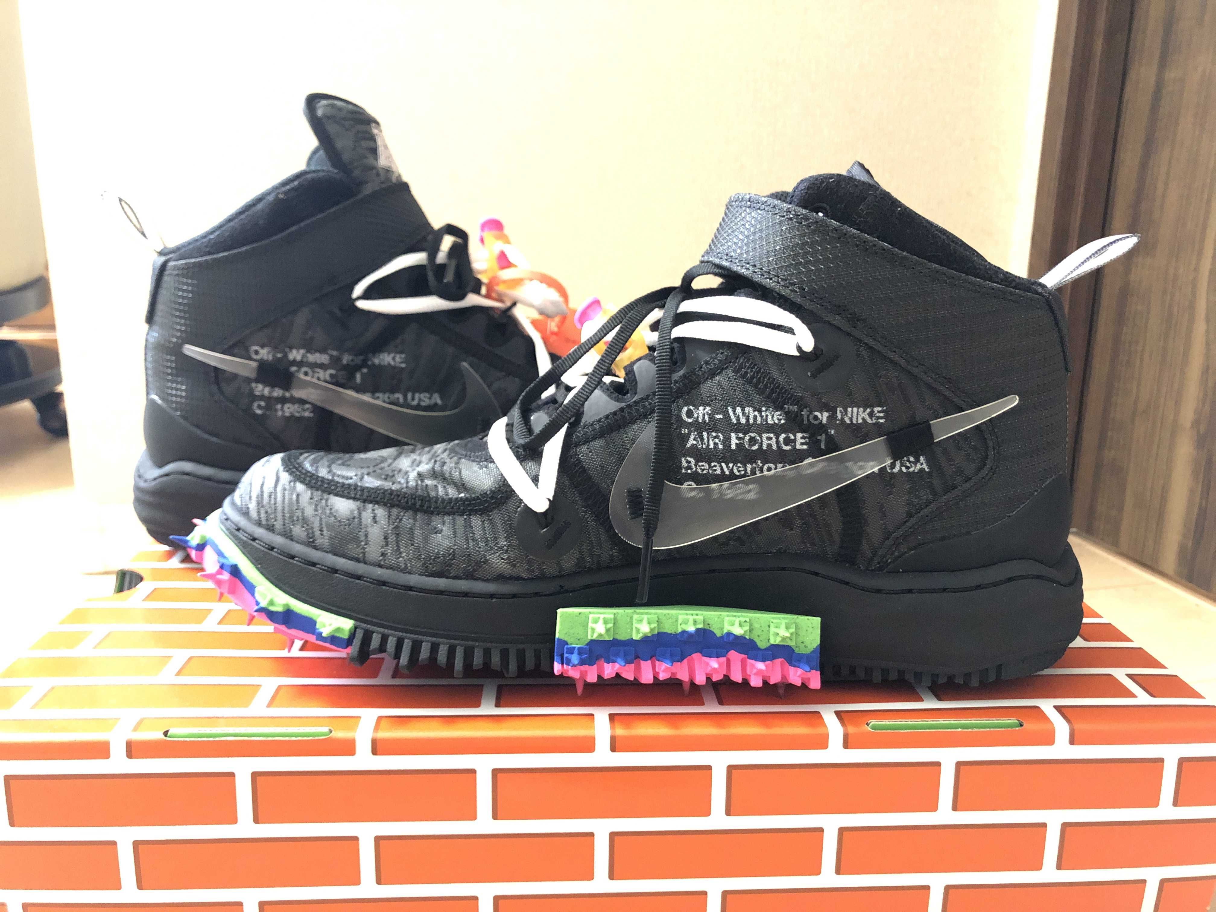 Off-White × Nike Air Force 1 Mid "Black"