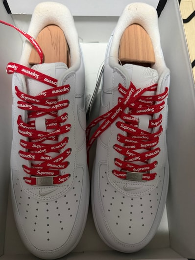 Supreme × Nike Air Force 1 Low "White"