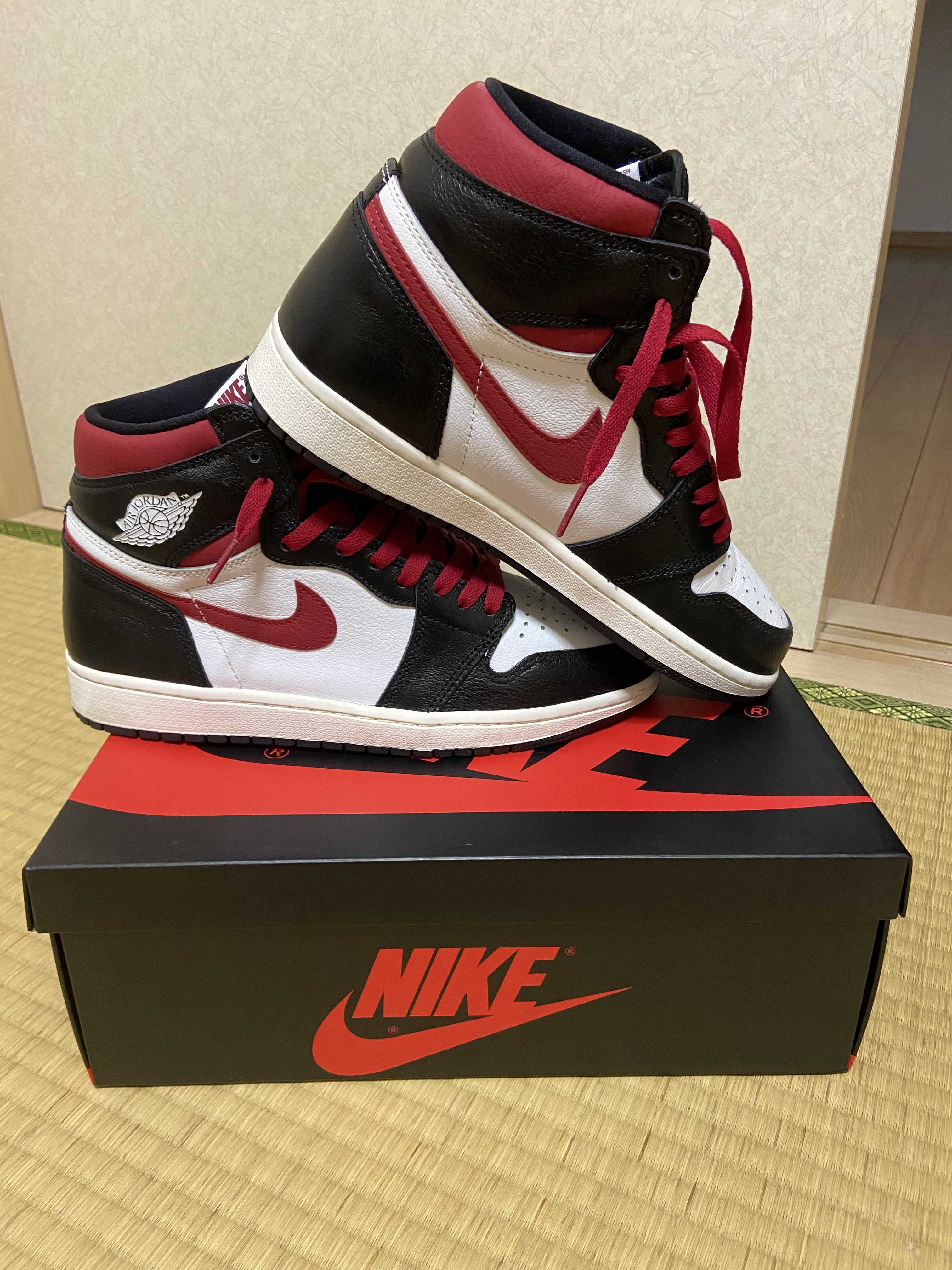 Nike Air Jordan 1 Retro High "Black/White/Sail/Gym Red"