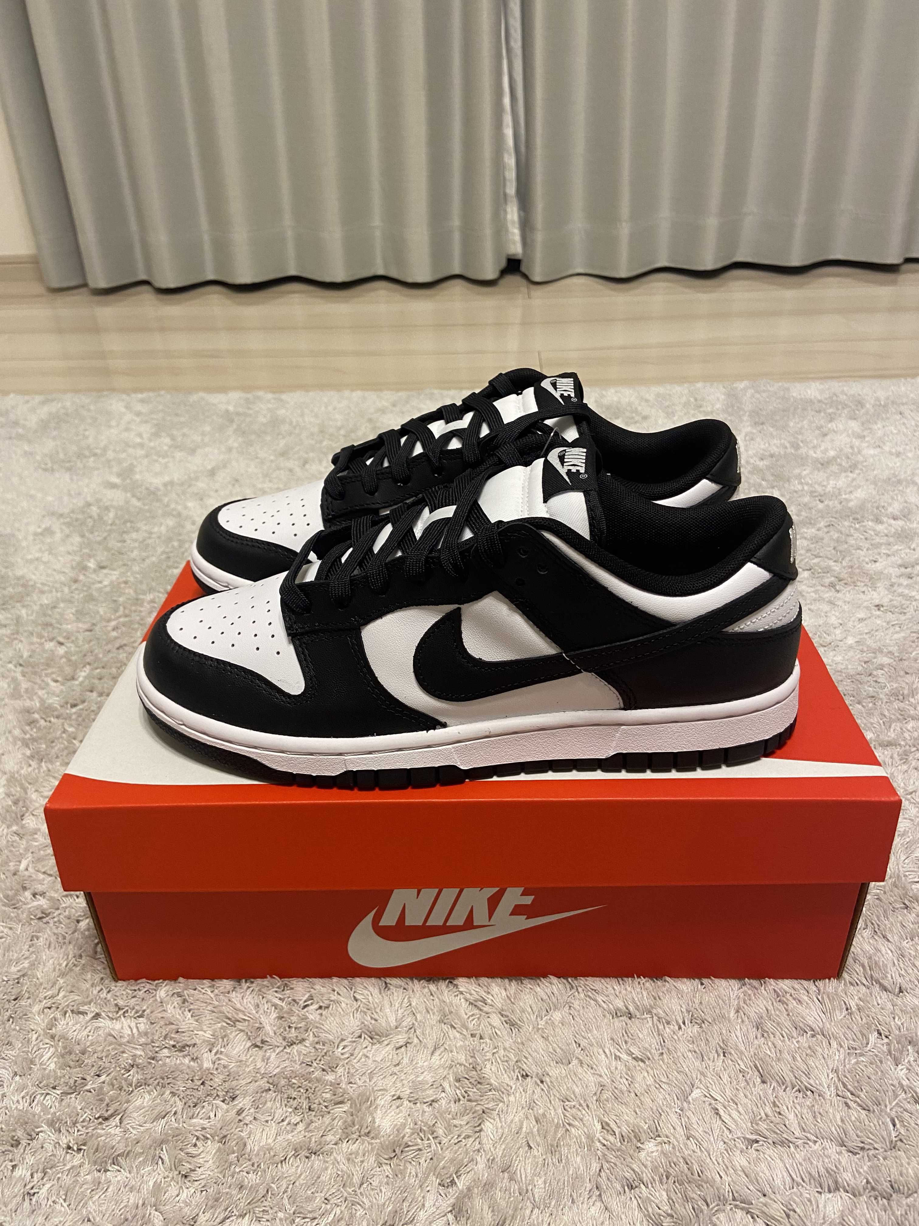Nike Dunk Low Retro "Panda/White/Black"