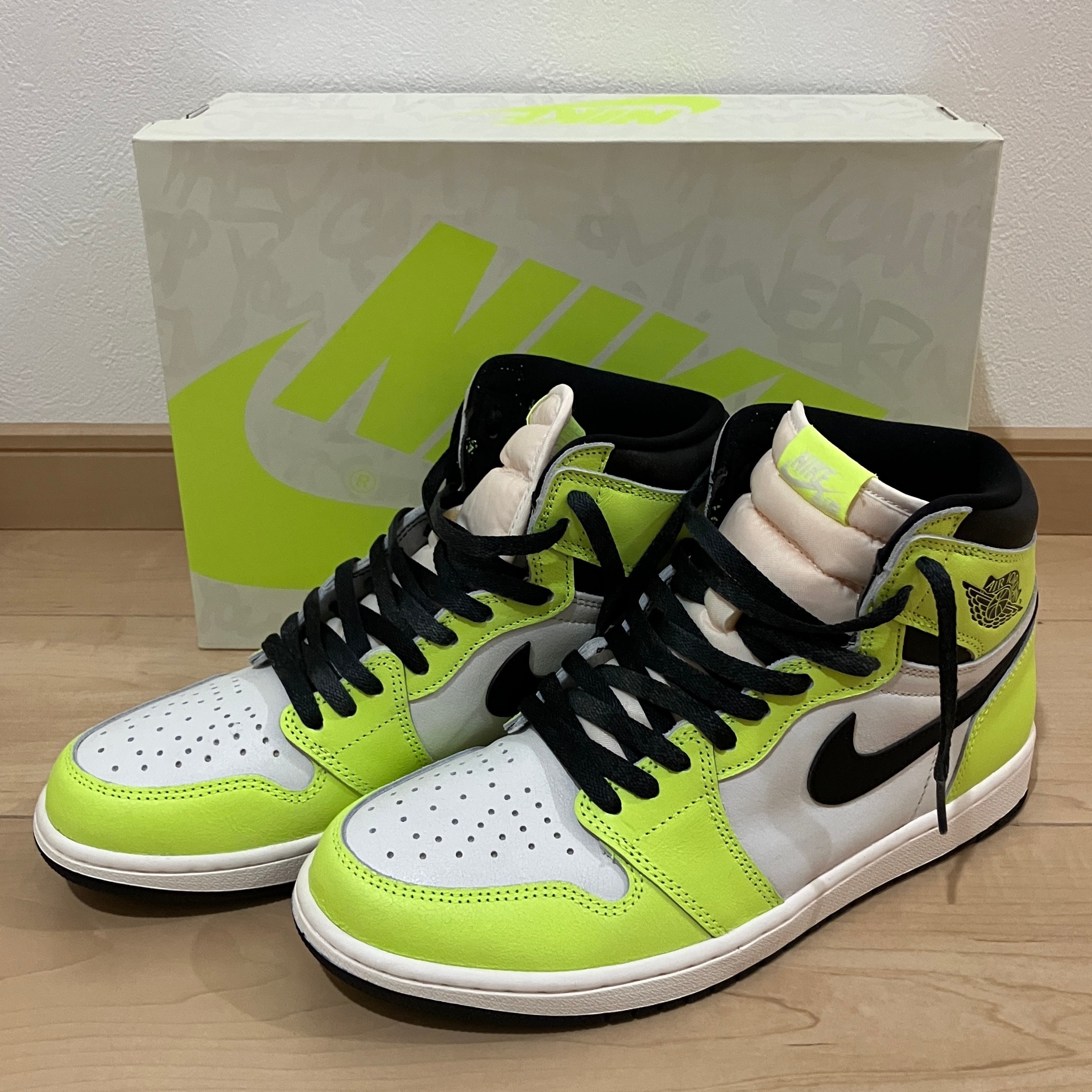 ナイキ エアジョーダン1 ハイ OG "ボルト/ヴィジョネア"