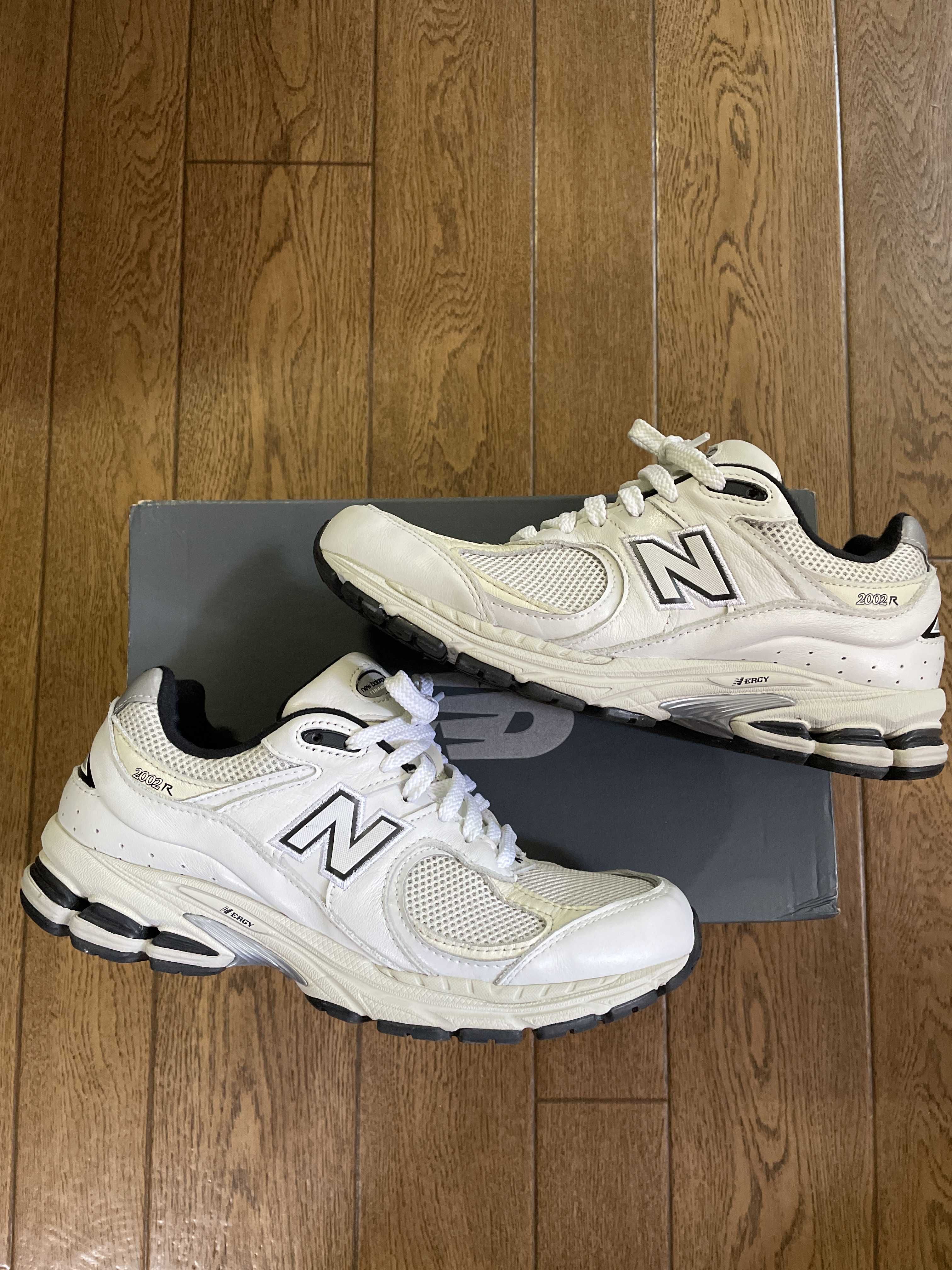 New Balance 2002R "White"