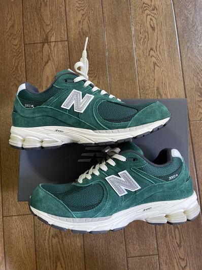 New Balance 2002R "Forest Green"